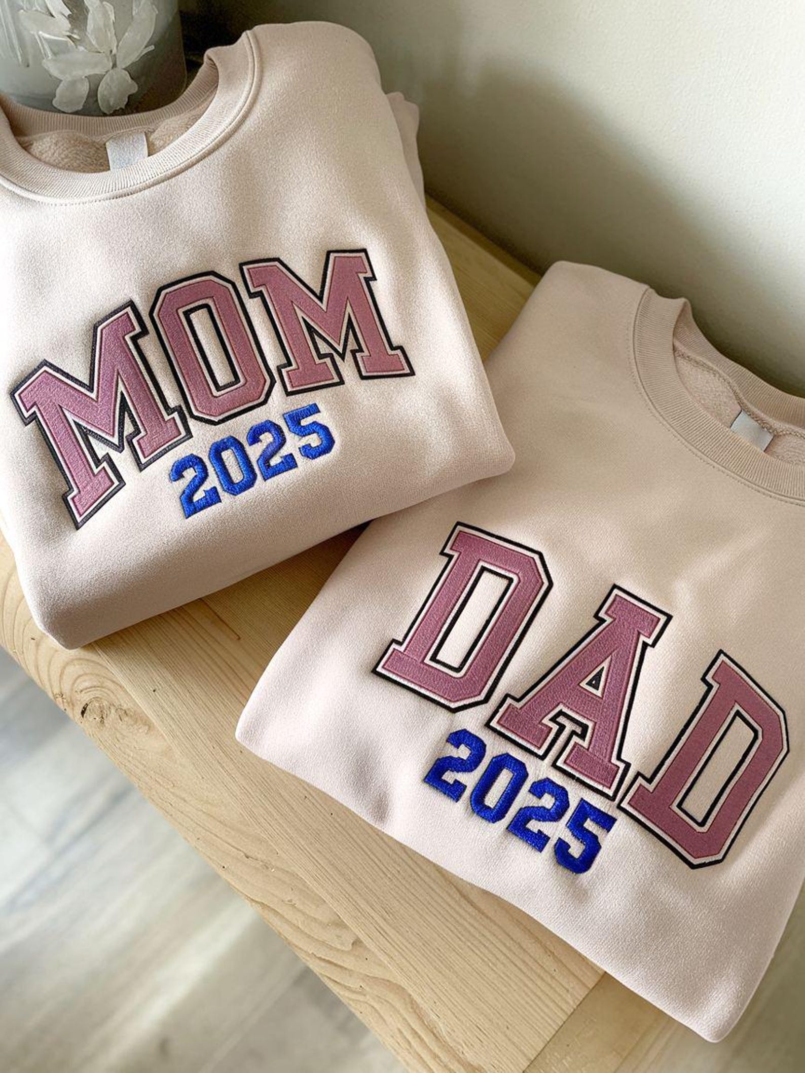 Custom Mom Embroidery Sweatshirt Happy Mother's Day Gifts New Mama Outfit Sweatshirt For Mom