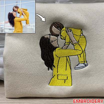 💖Custom Embroidered Mom Sweatshirt With Portrait From Photo, Portrait Embroidered Sweatshirt