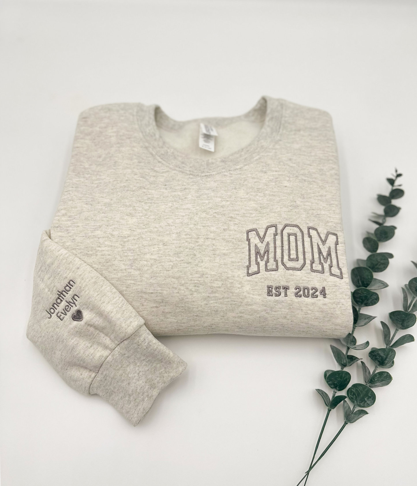 Customised Mum Embroidered Sweatshirt Mother's Day Surprise Gift for Mum