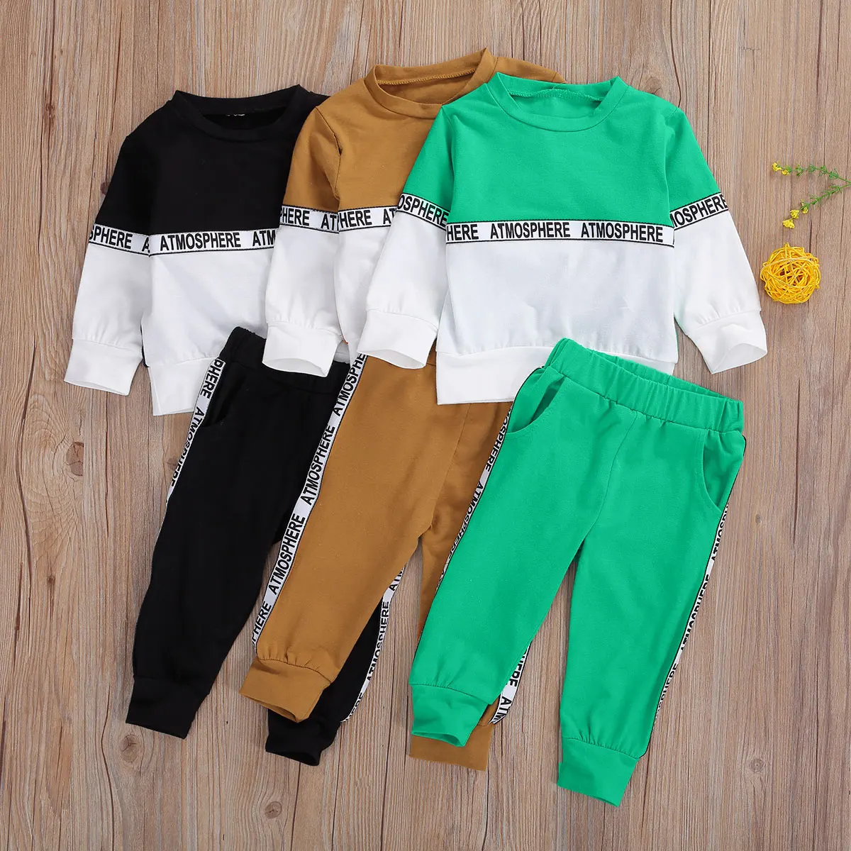 conjunto de calça e blusa infantil  conjunto infantil promoção inverno  conjunto infantil moletinho  conjunto infantil inverno  conjunto manga longa  conjunto infantil masculino promocao  conjunto infantil masculino  conjunto infantil barato  conjunto infantil promoção