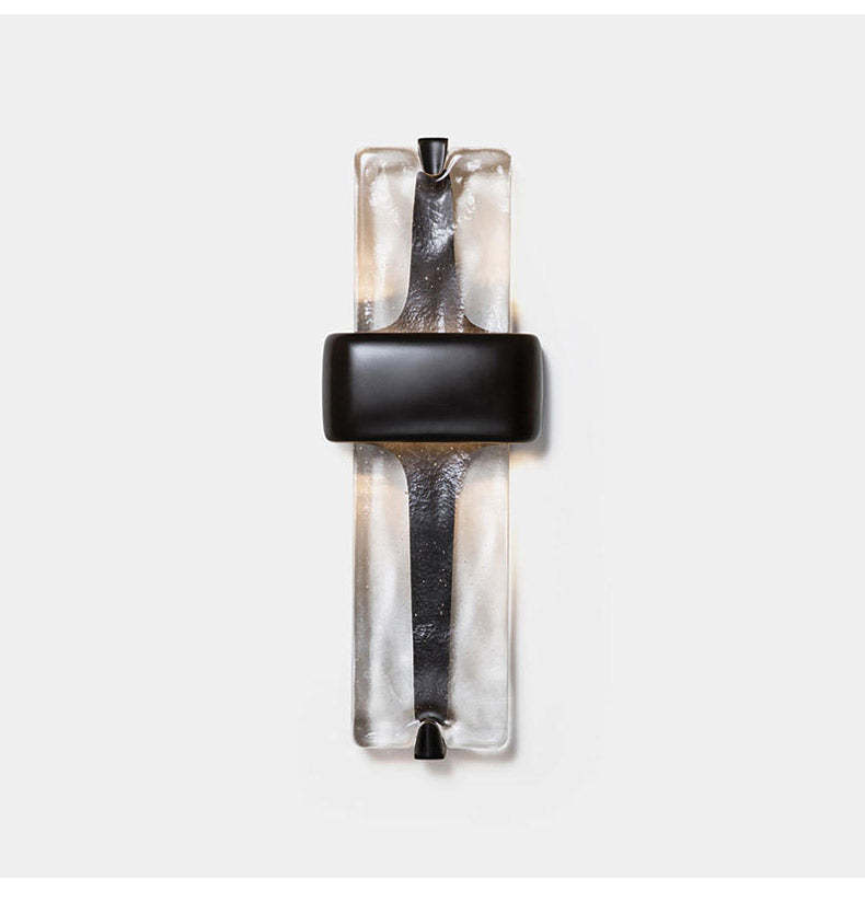 Vesta Wall Lamp