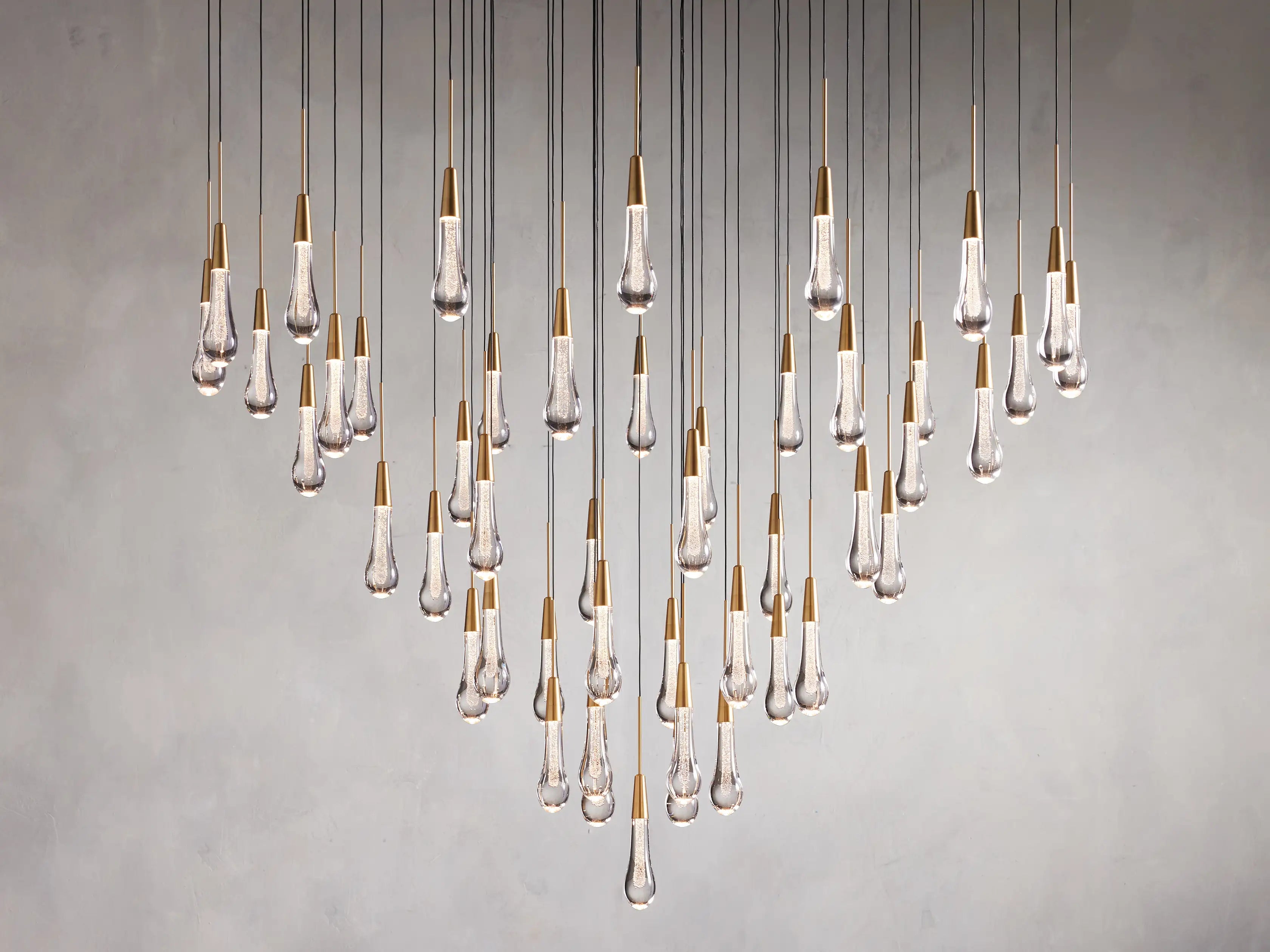 Solitaire Raindrop Round Chandelier