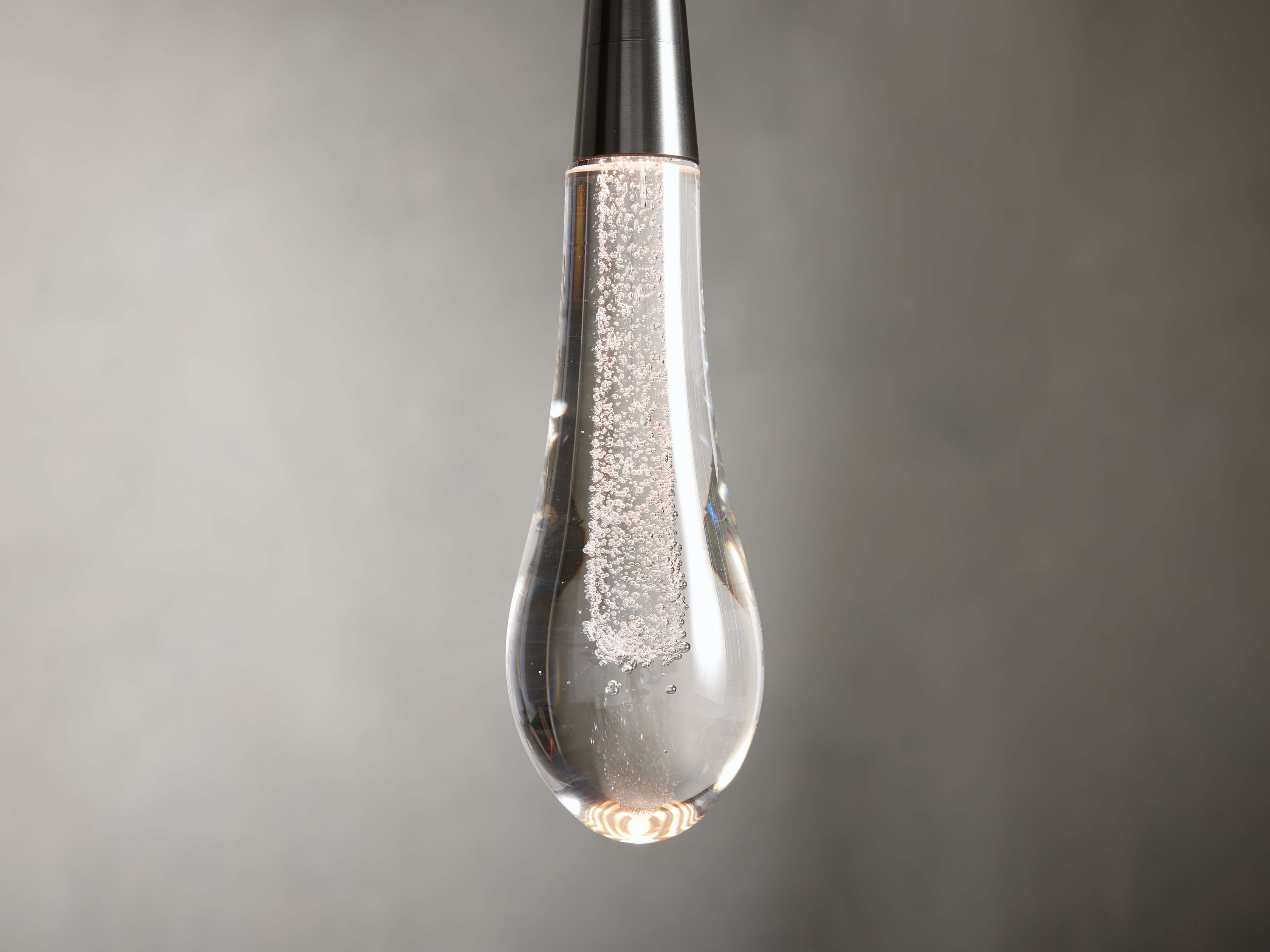 Solitaire Raindrop Pendant Light