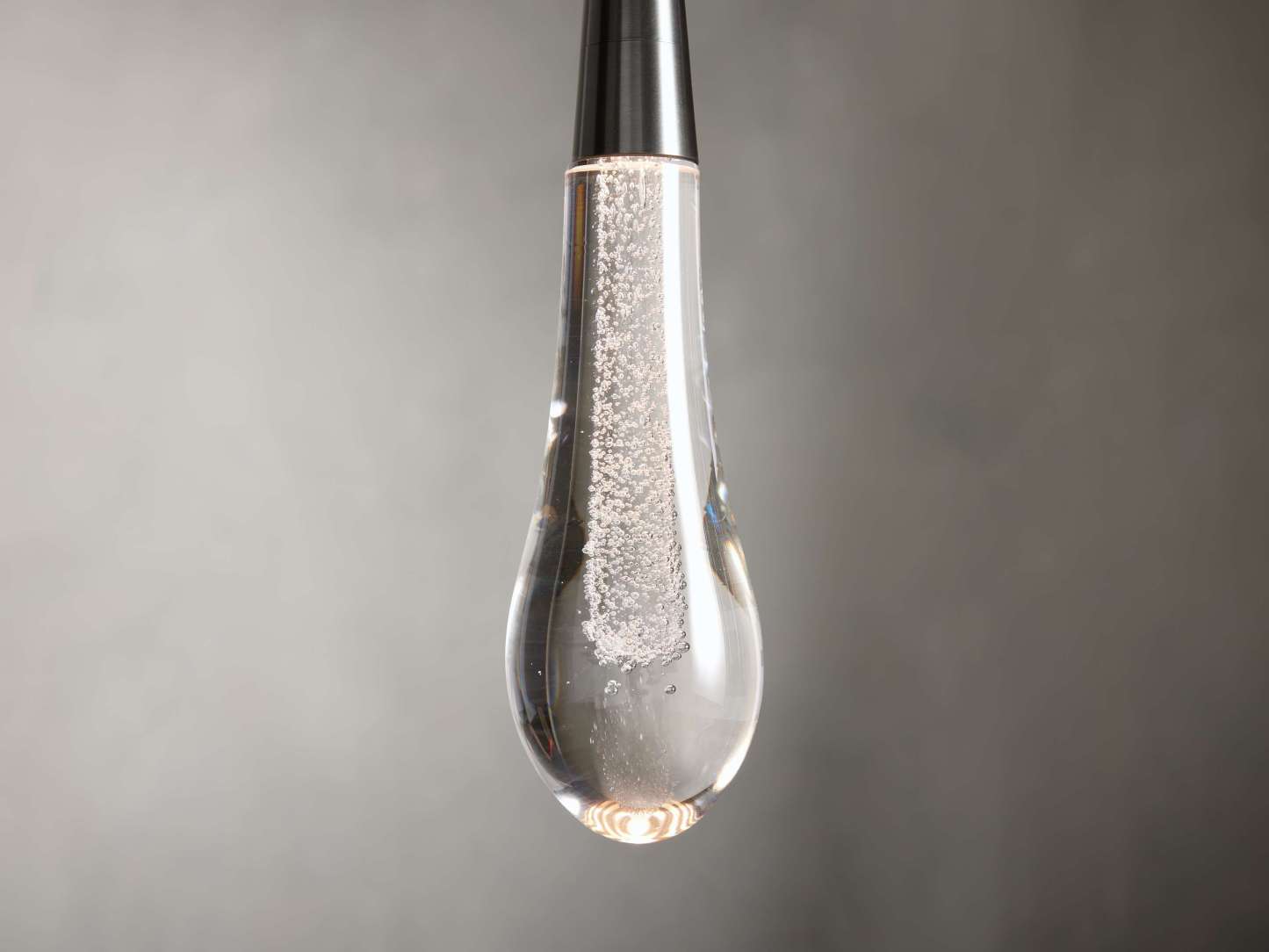 Solitaire Raindrop Pendant Light