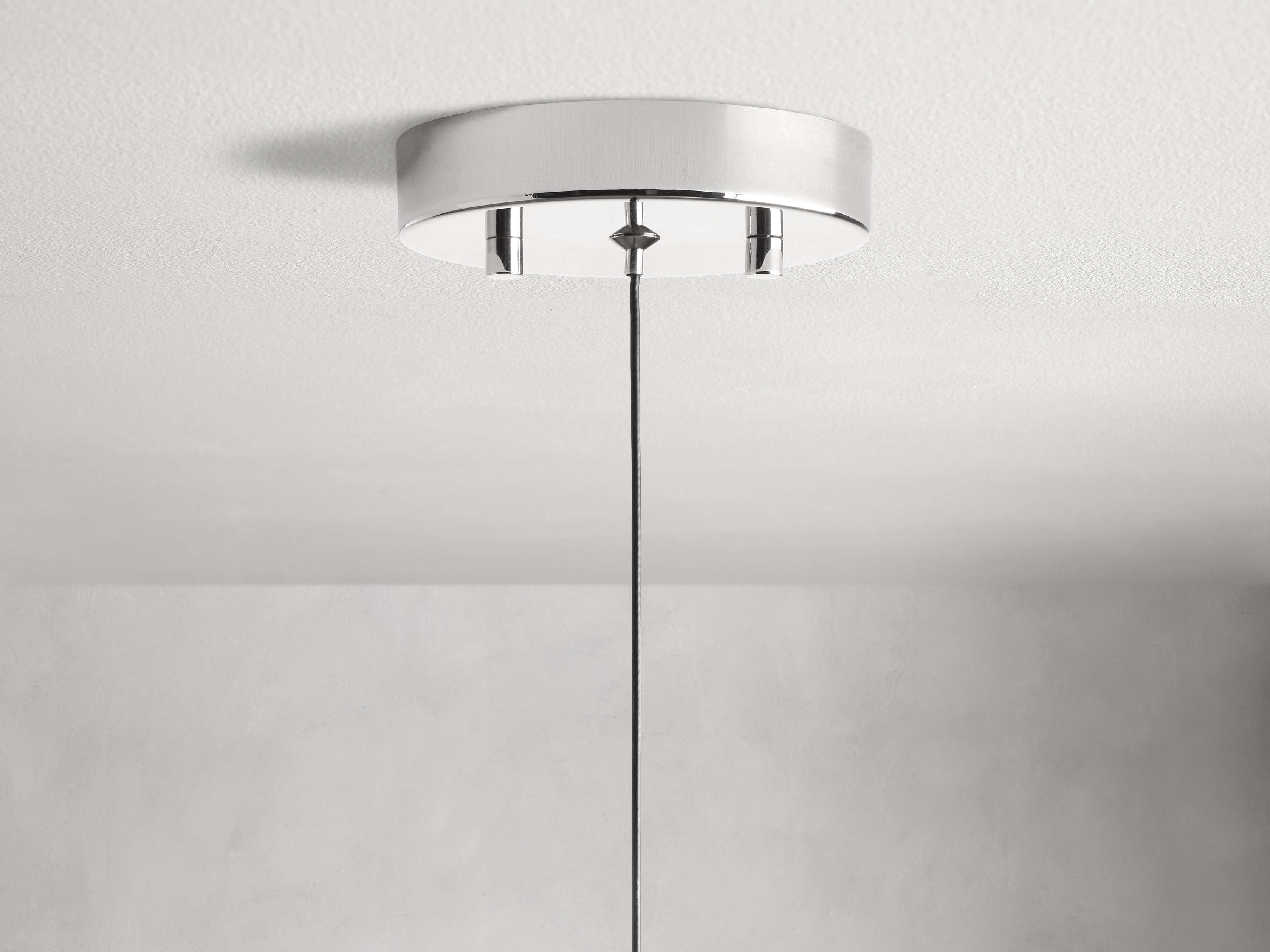 Solitaire Raindrop Pendant Light