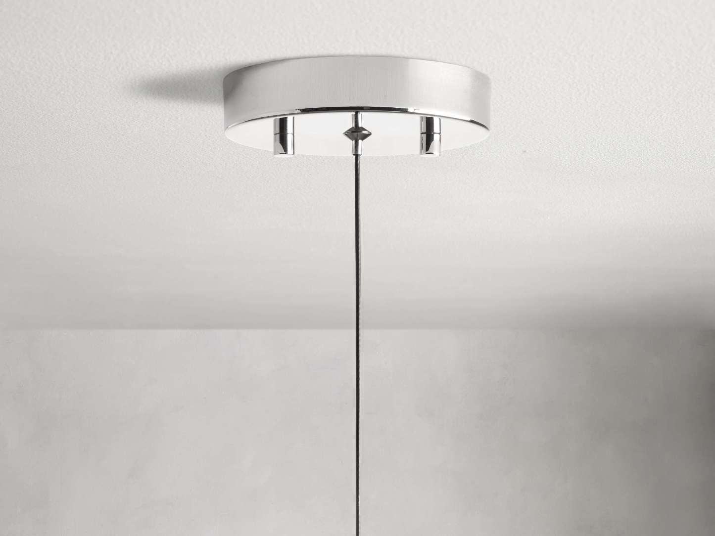 Solitaire Raindrop Pendant Light