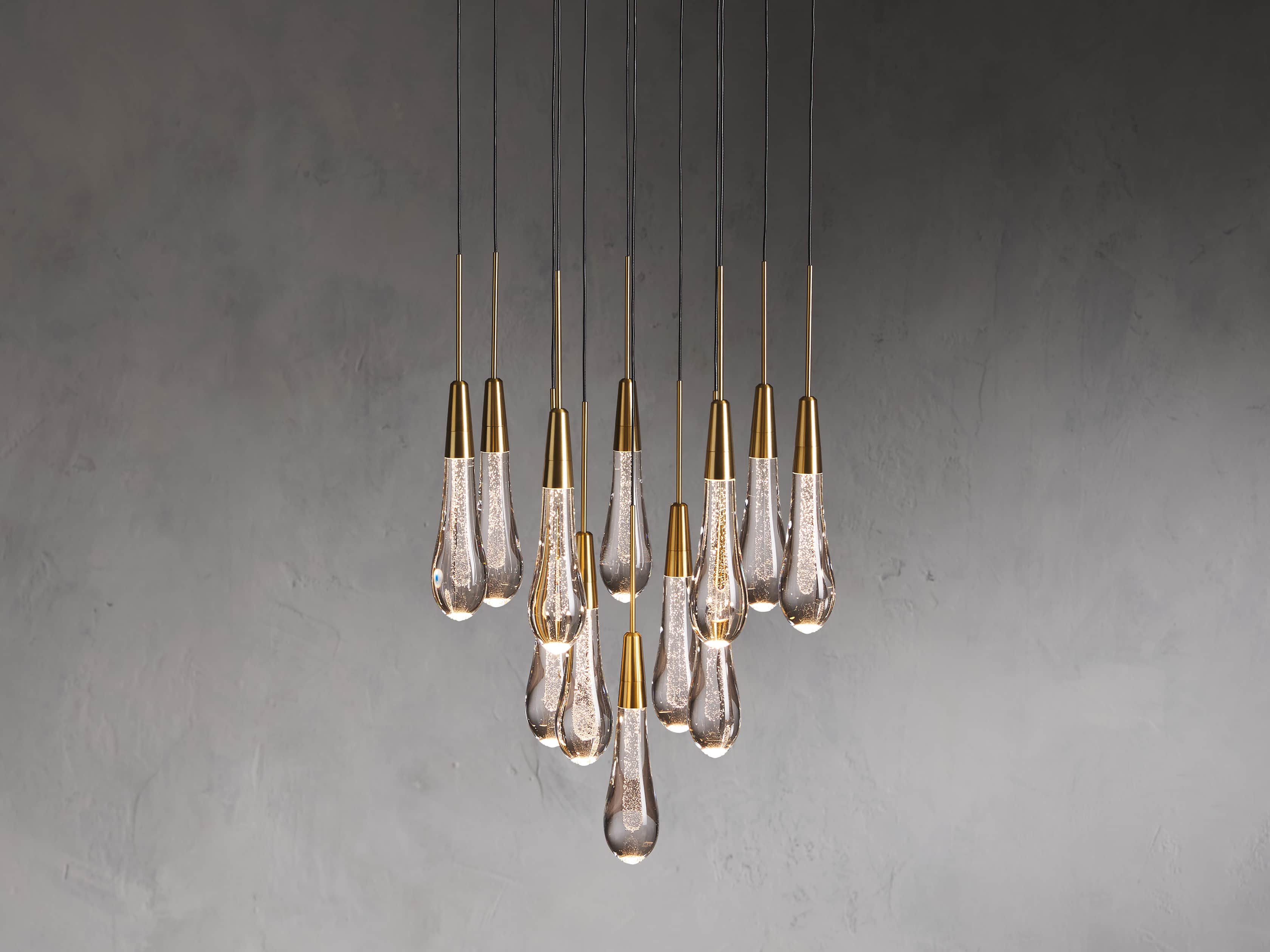 Solitaire Raindrop Round Chandelier