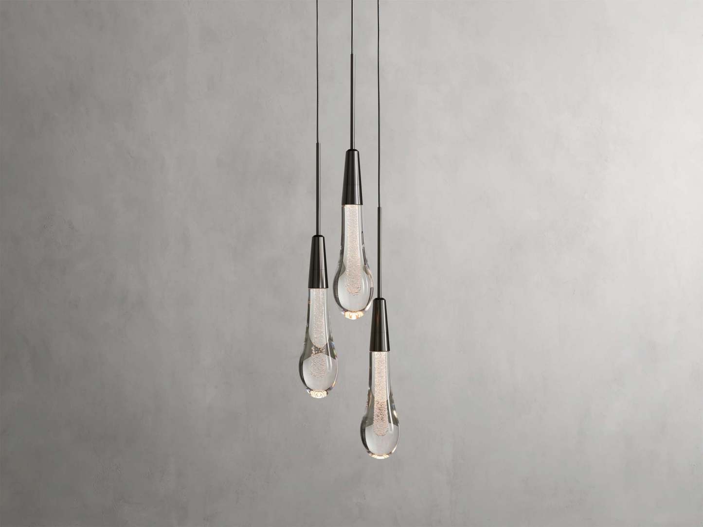 Solitaire Raindrop Pendant Light