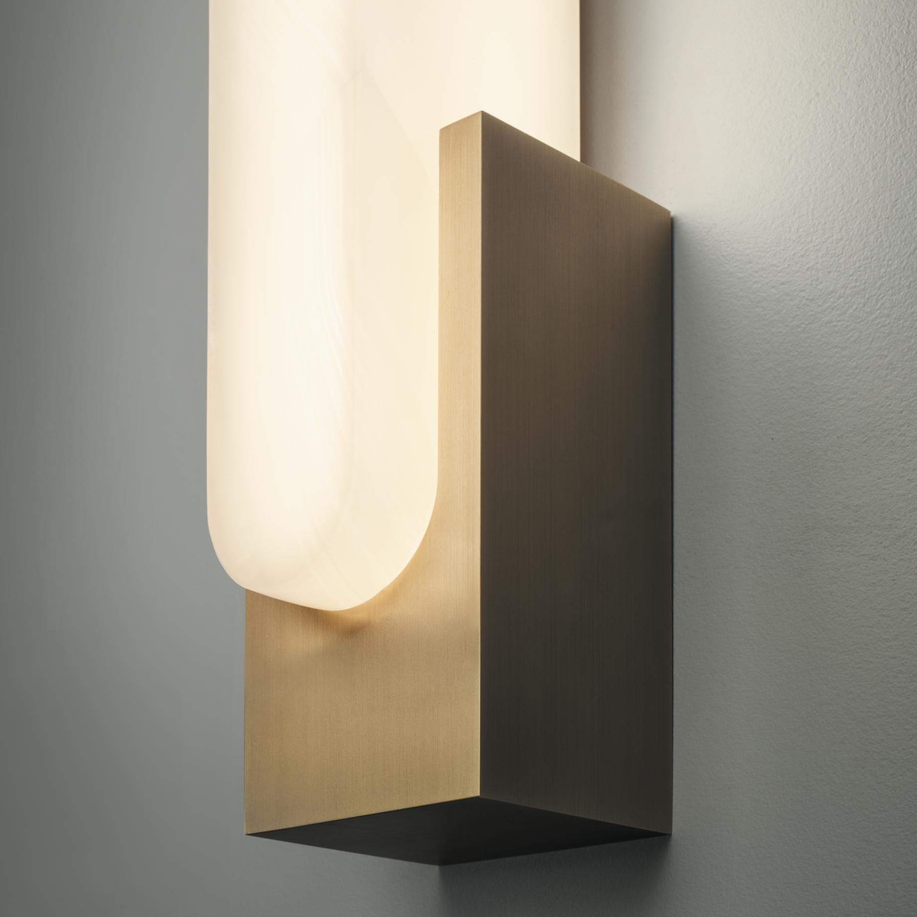 Agatha Alabaster Sconce