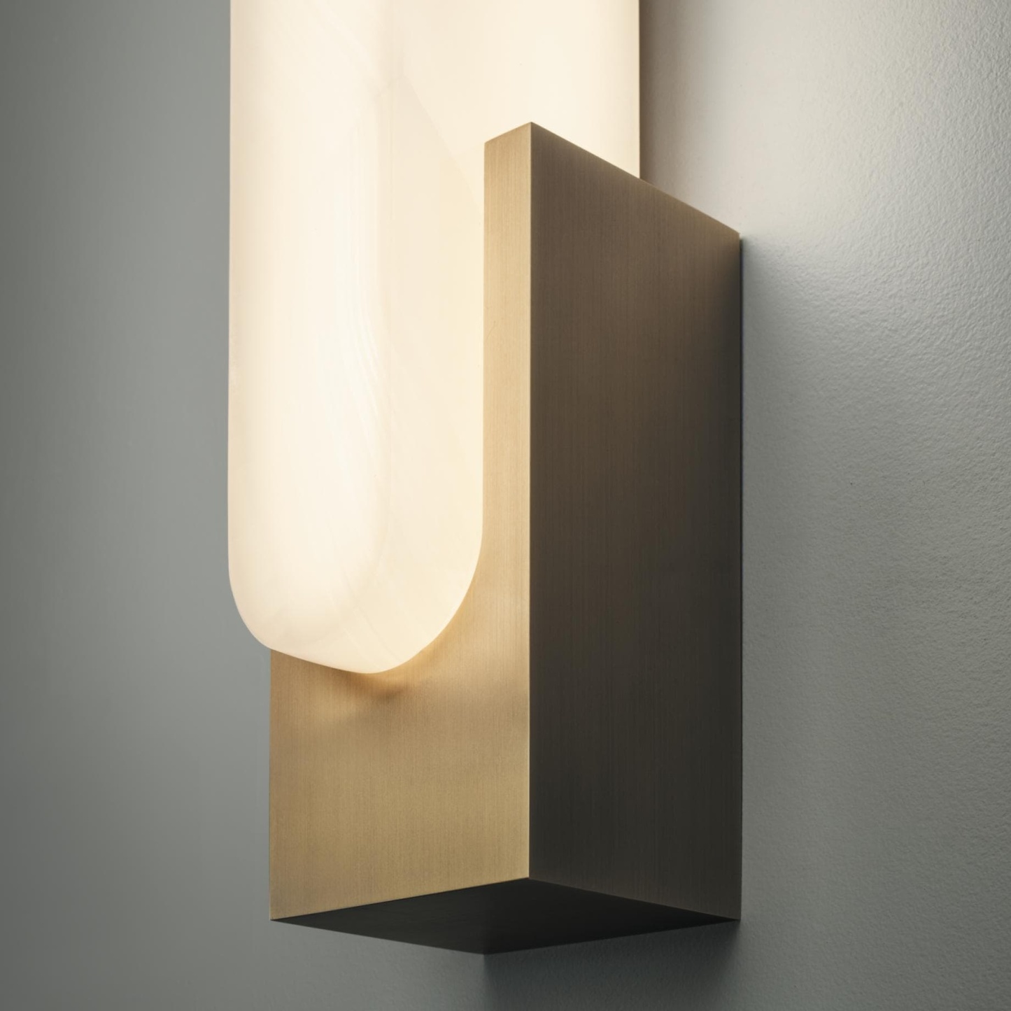 Agatha Alabaster Sconce