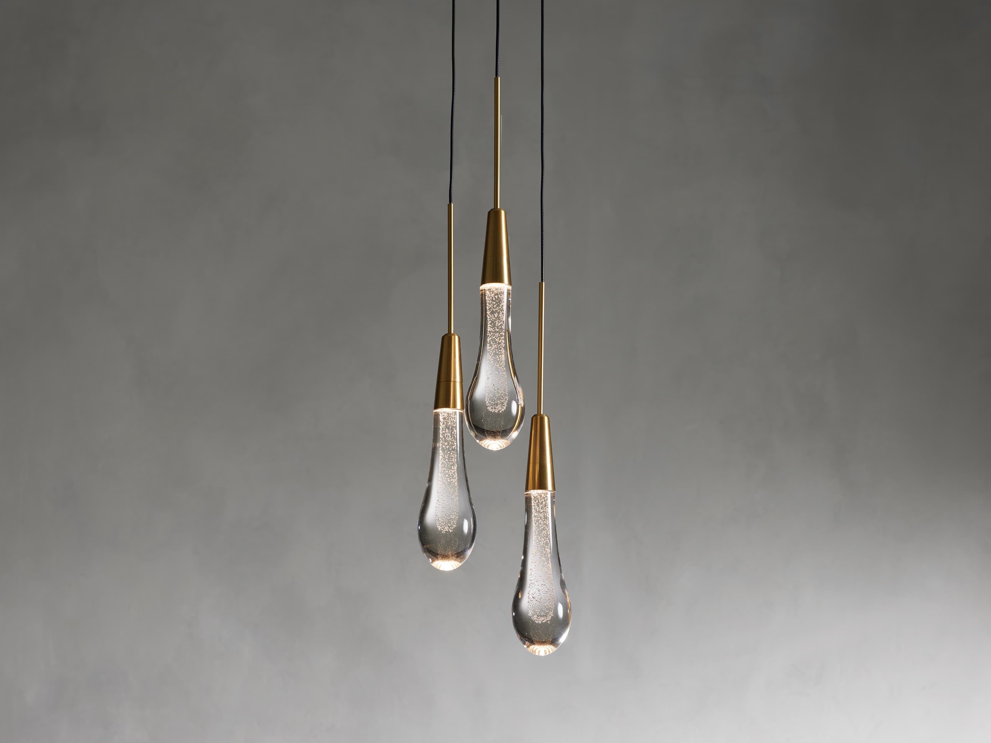 Solitaire Raindrop Pendant Light