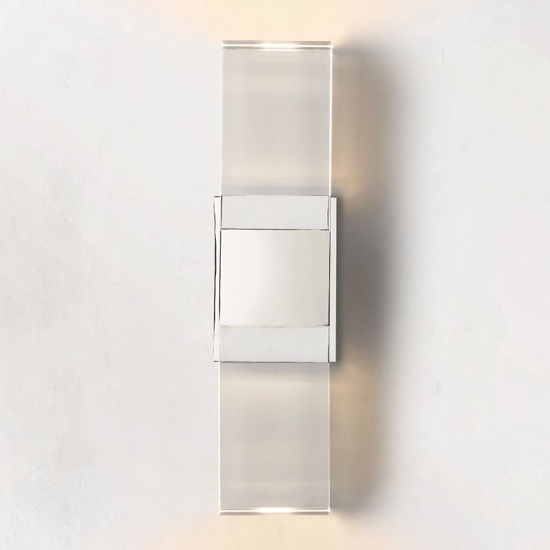 Serra Linear Sconce