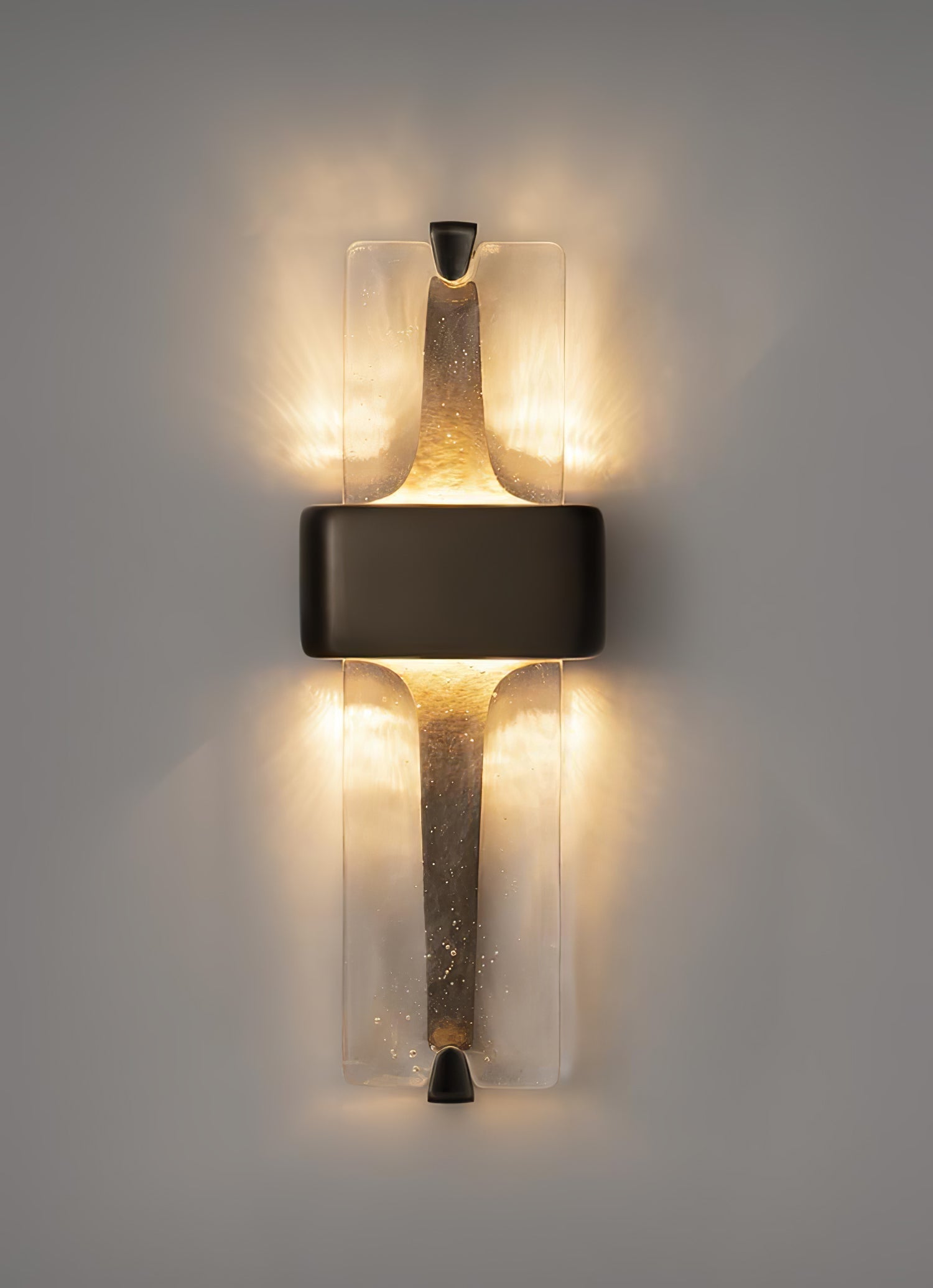 Vesta Wall Lamp