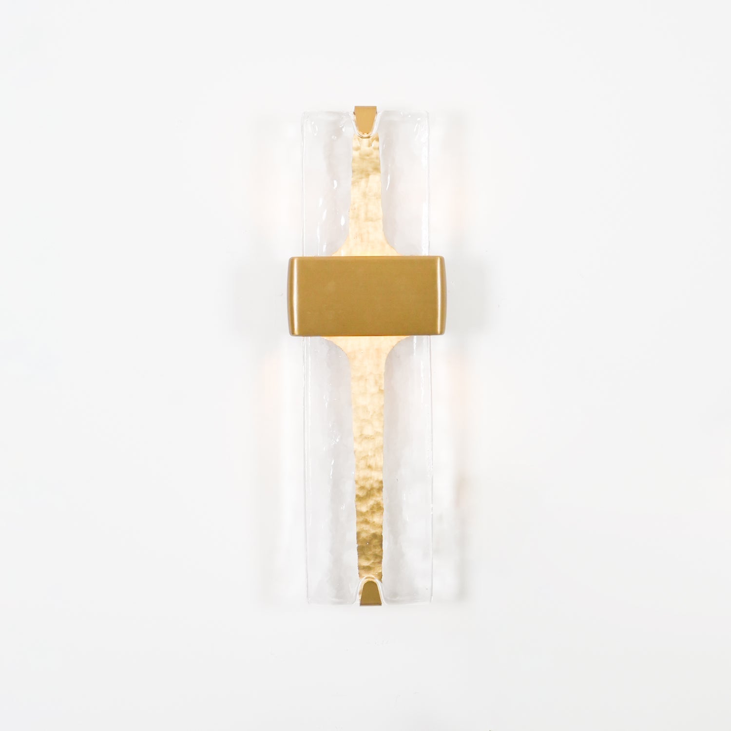 Vesta Wall Lamp