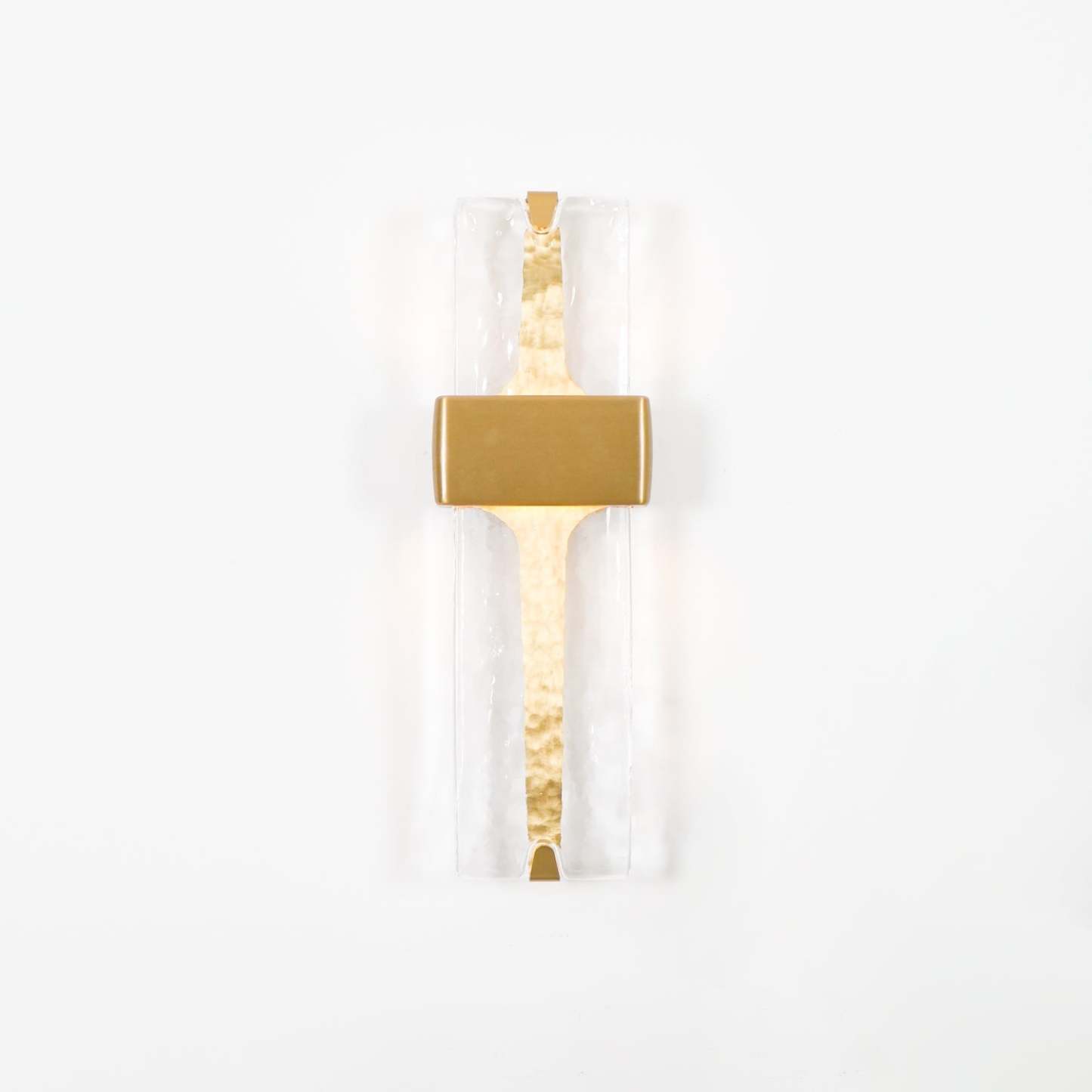 Vesta Wall Lamp