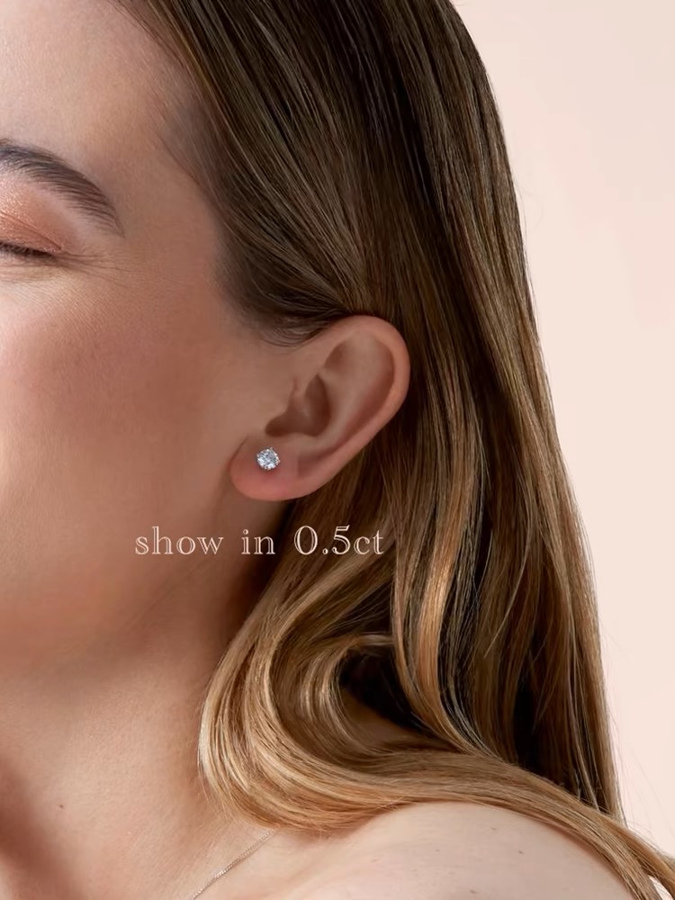 1 Carat (ctw) Diamond Stud Earring in 14k White or Yellow Gold Lab Grown Diamond.