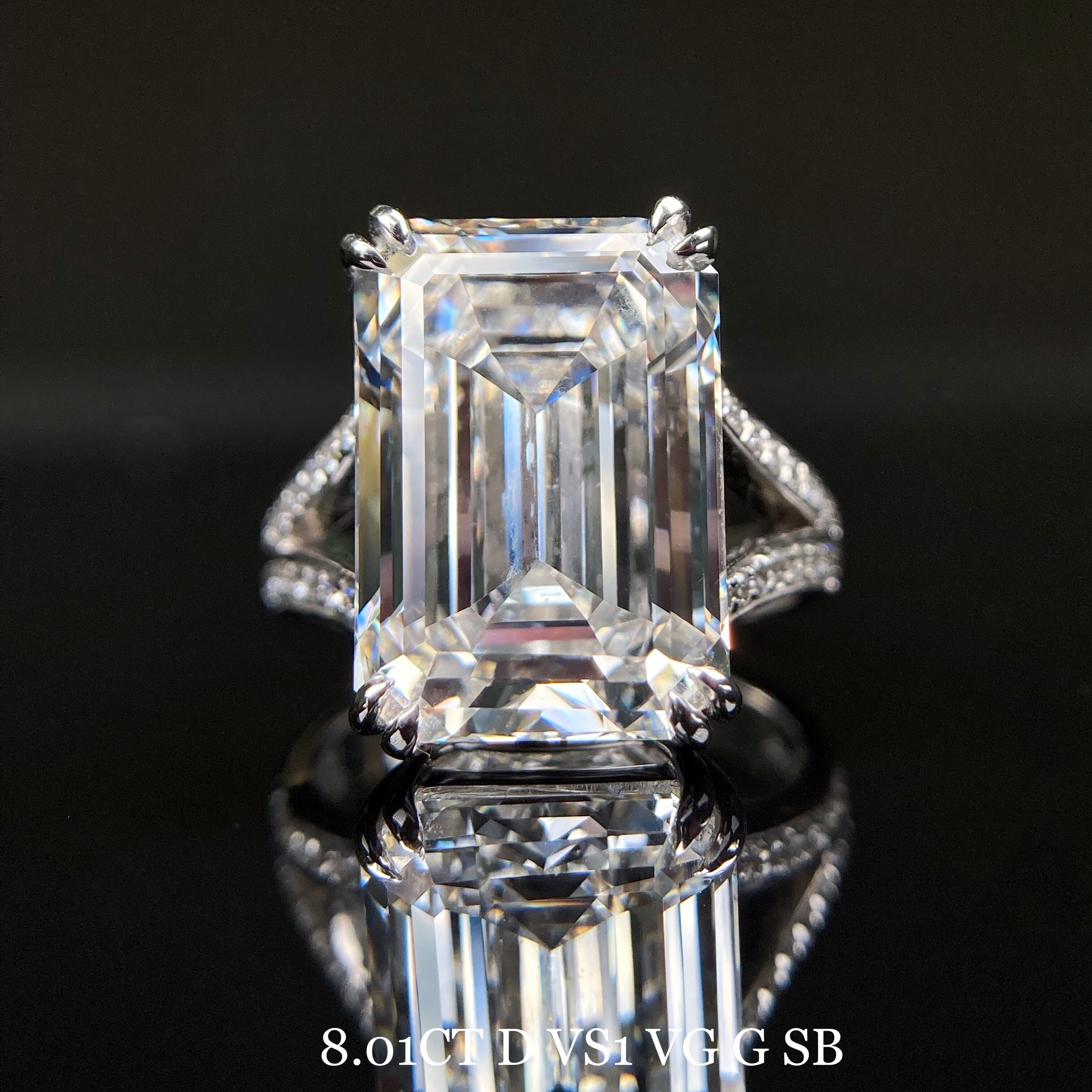 8ct emerald diamond ring