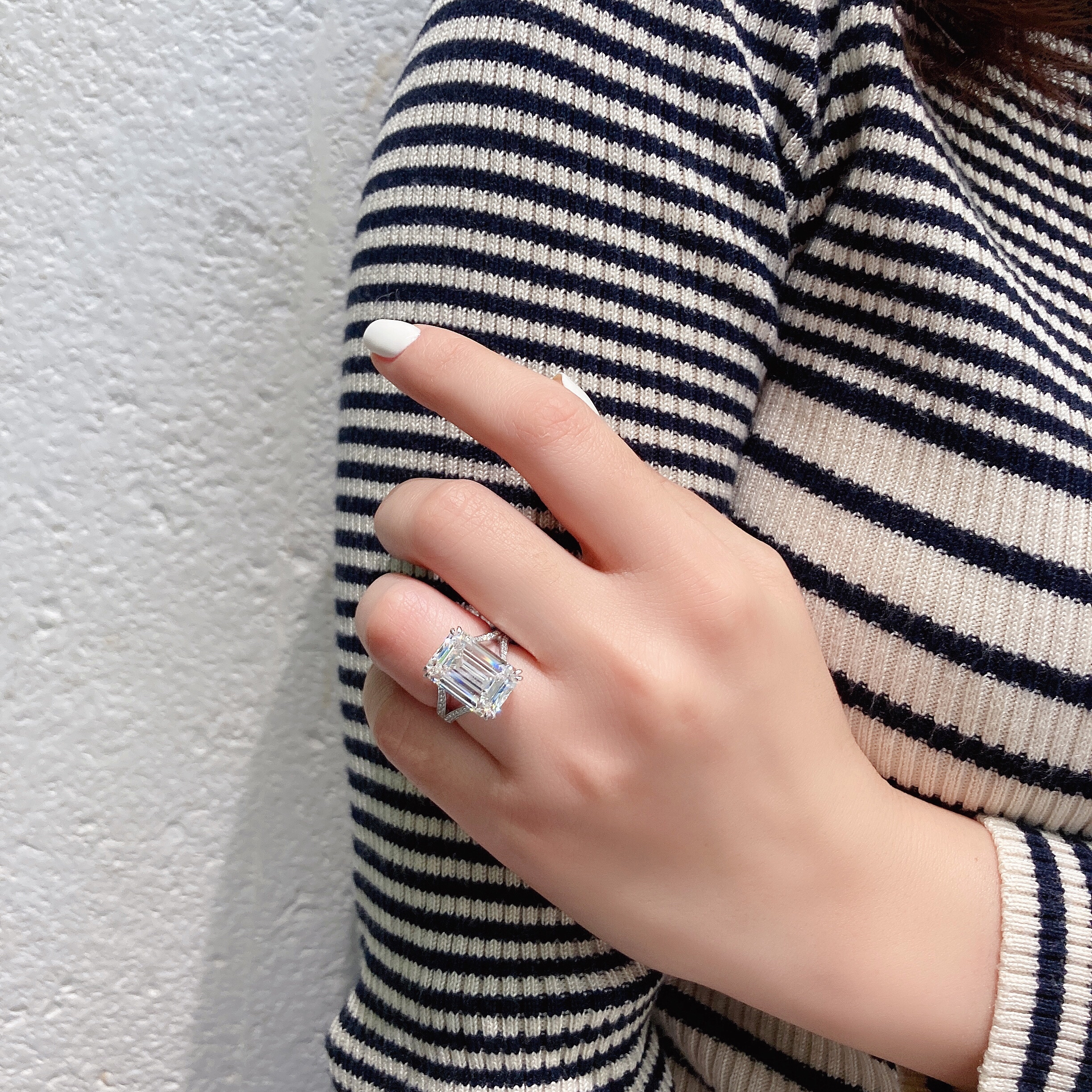 8ct emerald diamond ring