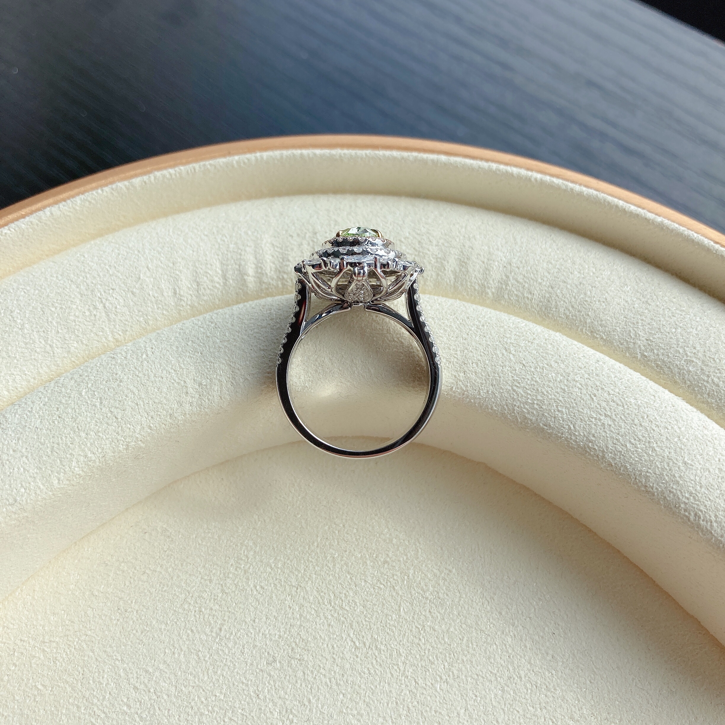 2ct Oval Green diamond ring & pendant.