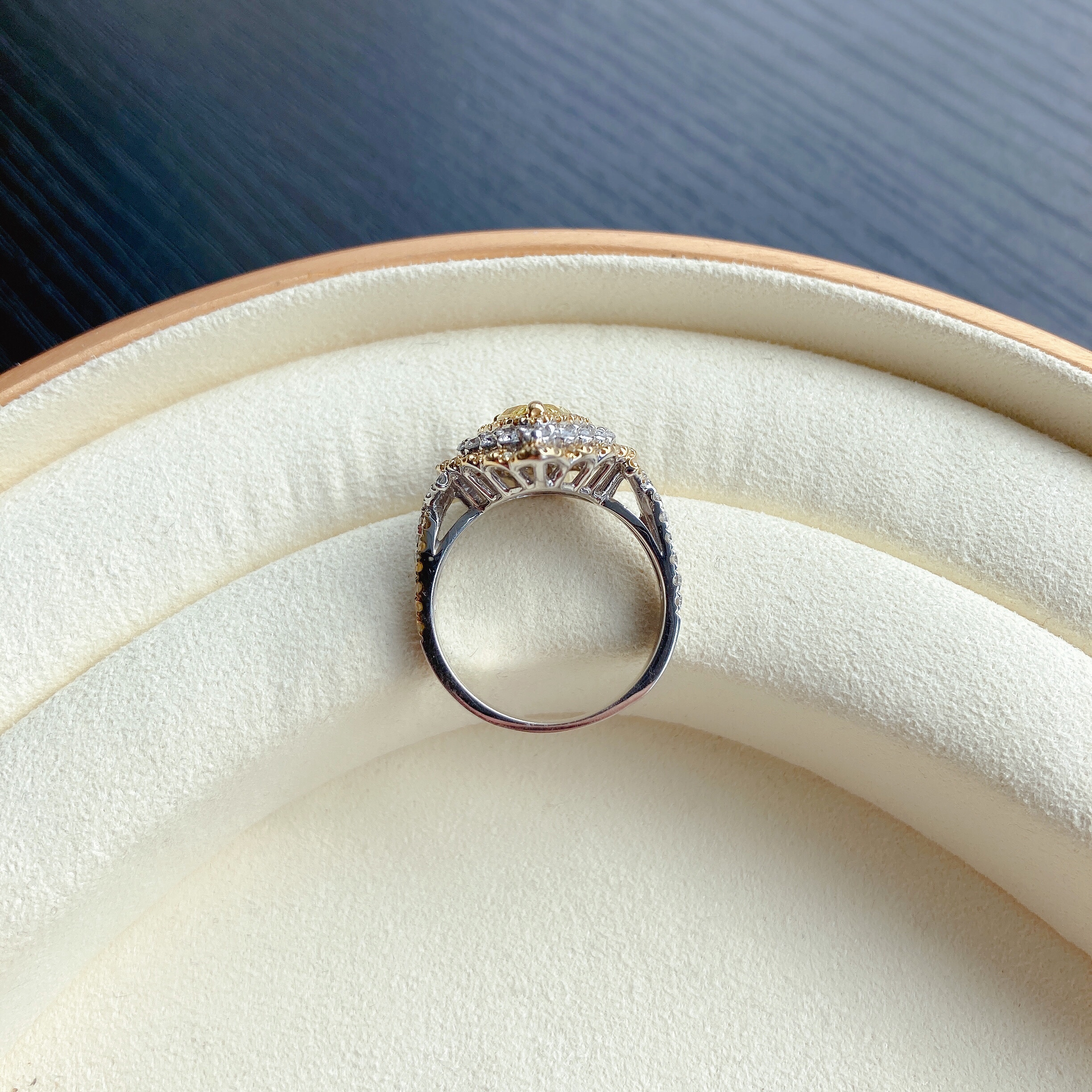 15ct Pear Diamond Ring