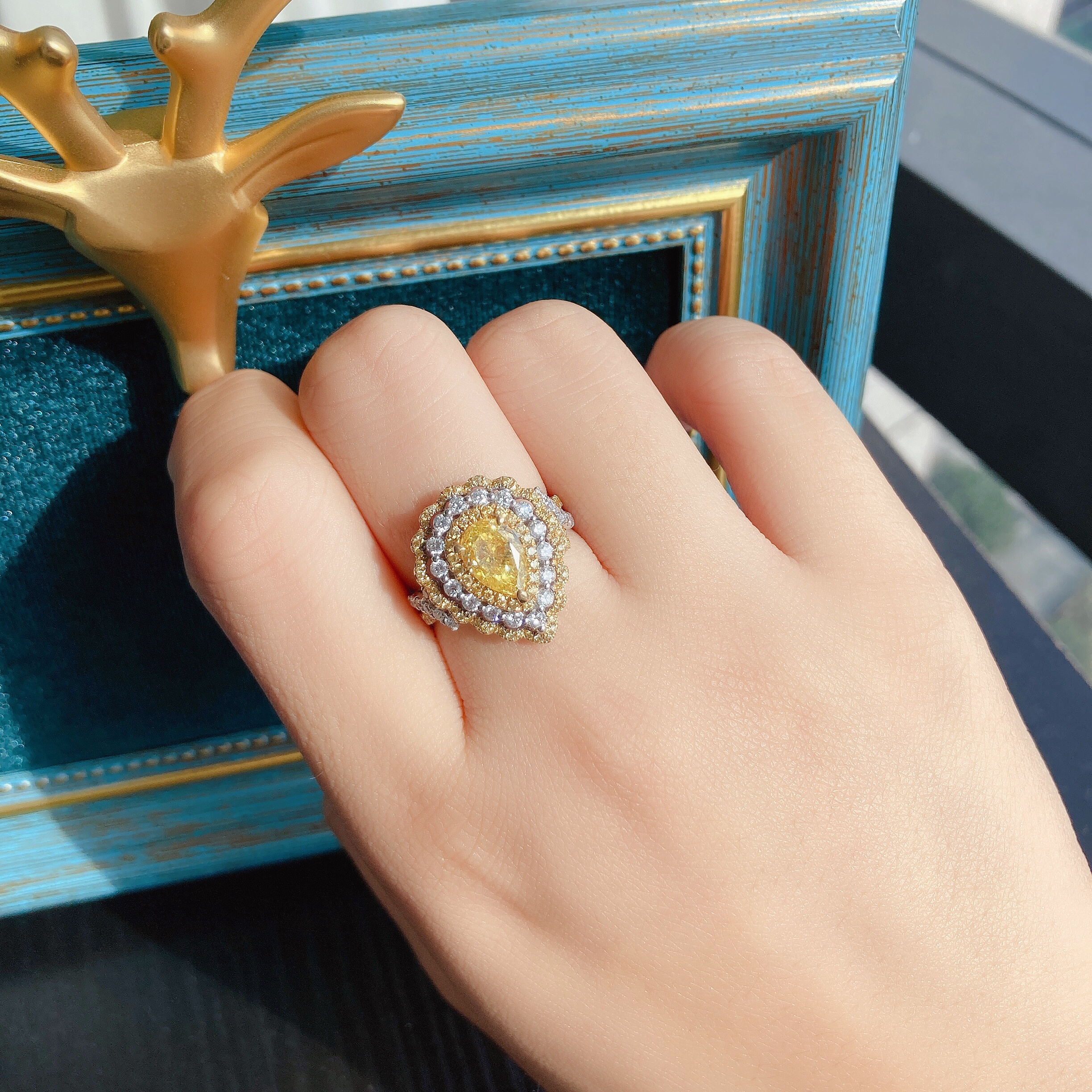 15ct Pear Diamond Ring