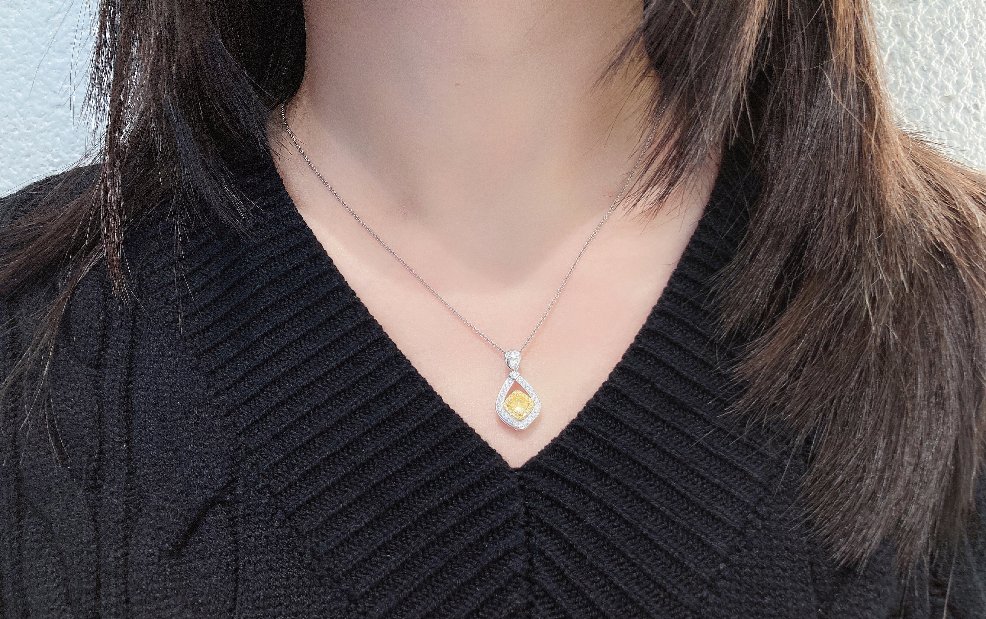 0.47ct cushion yellow diamond pendant