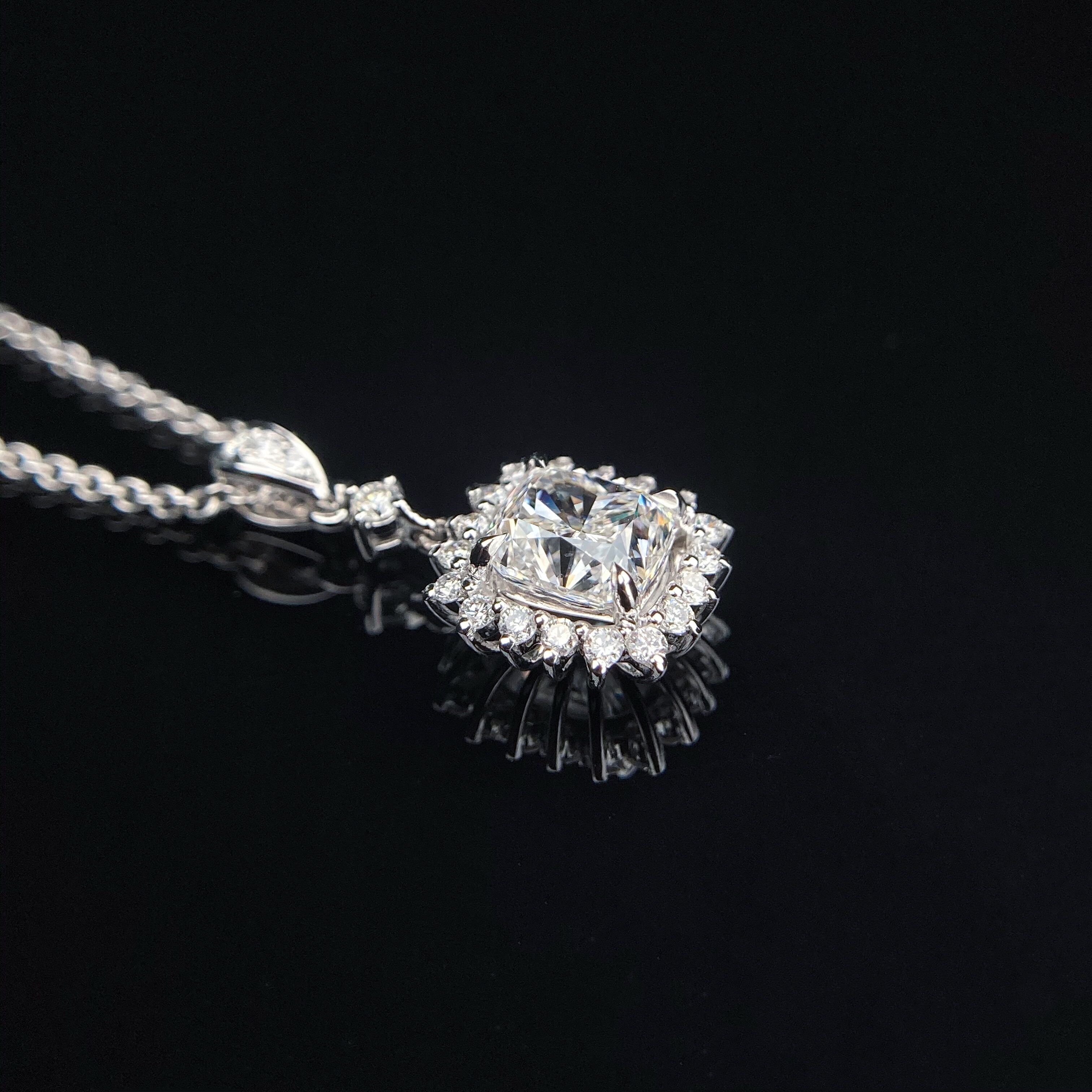 1ct cushion diamond pendant