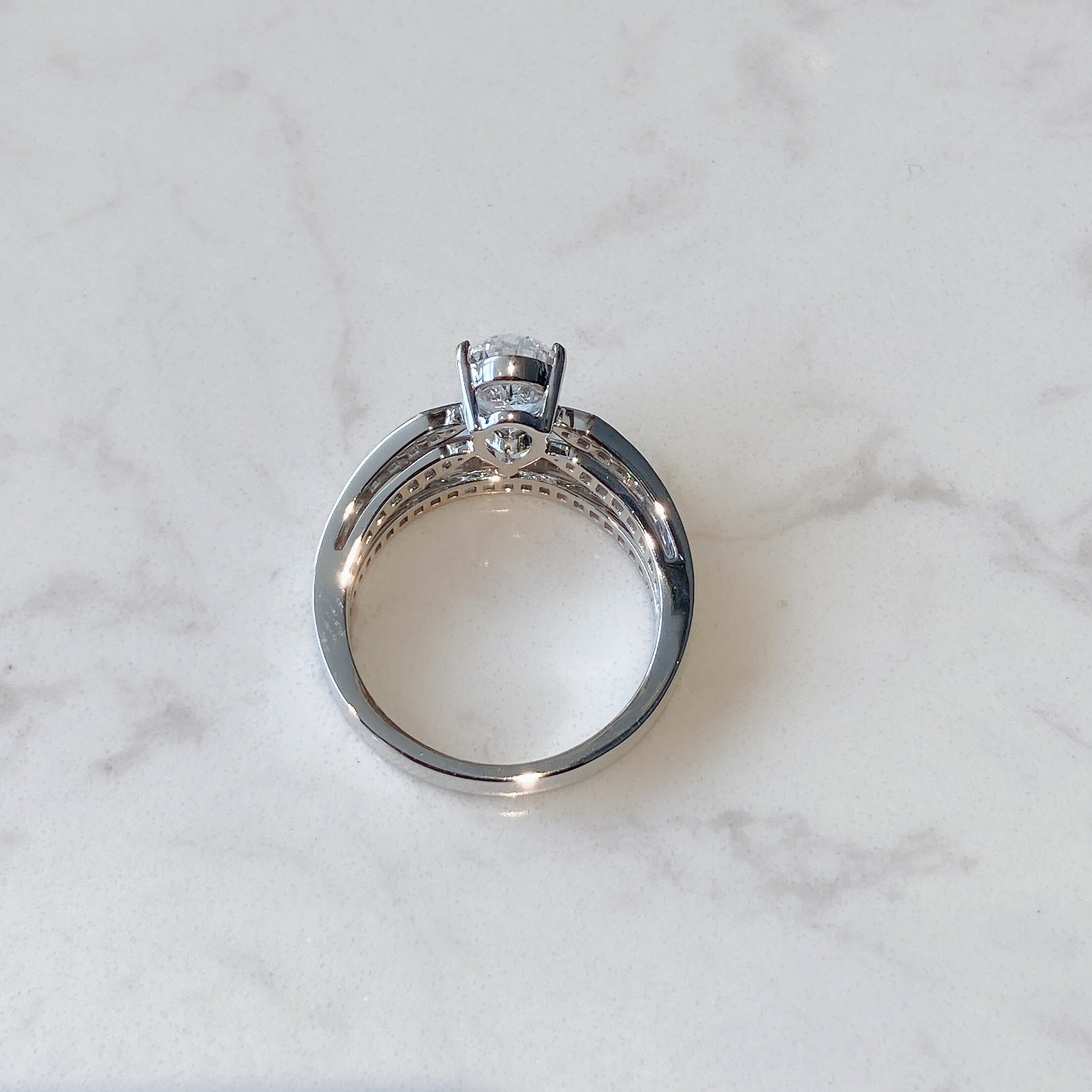 1ct pear diamond ring
