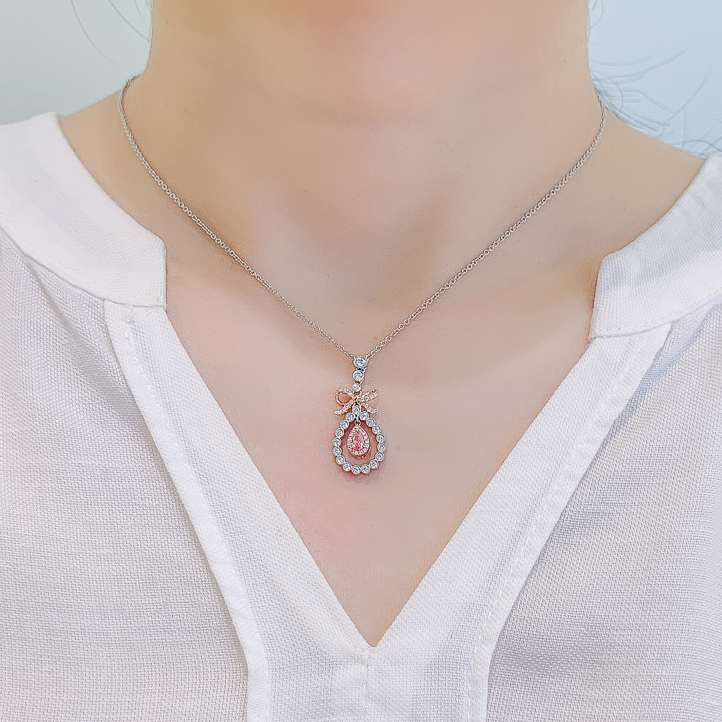 0.5ct pink pear diamond necklace商品描述待填