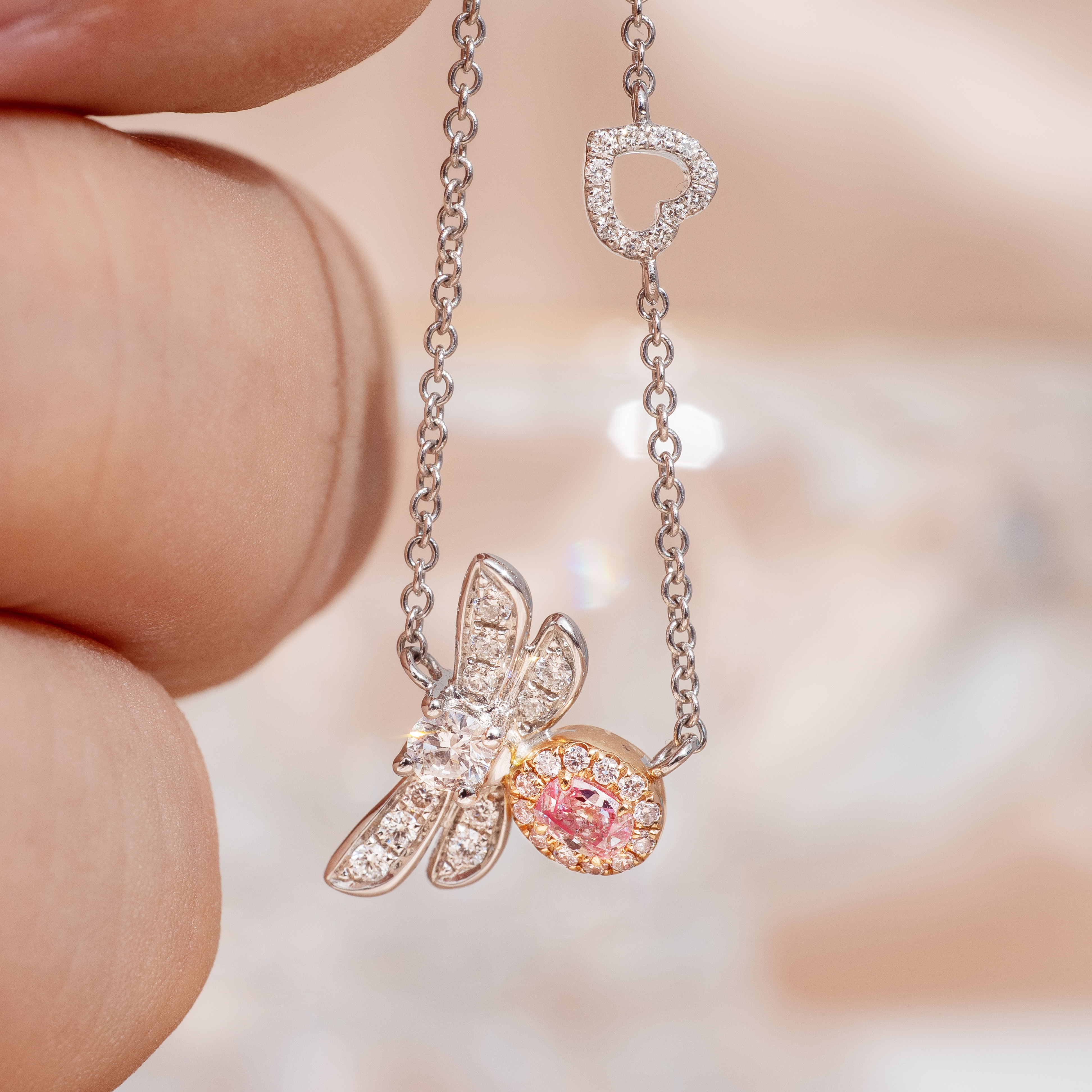 0.5ct pink oval diamond necklace商品描述待填