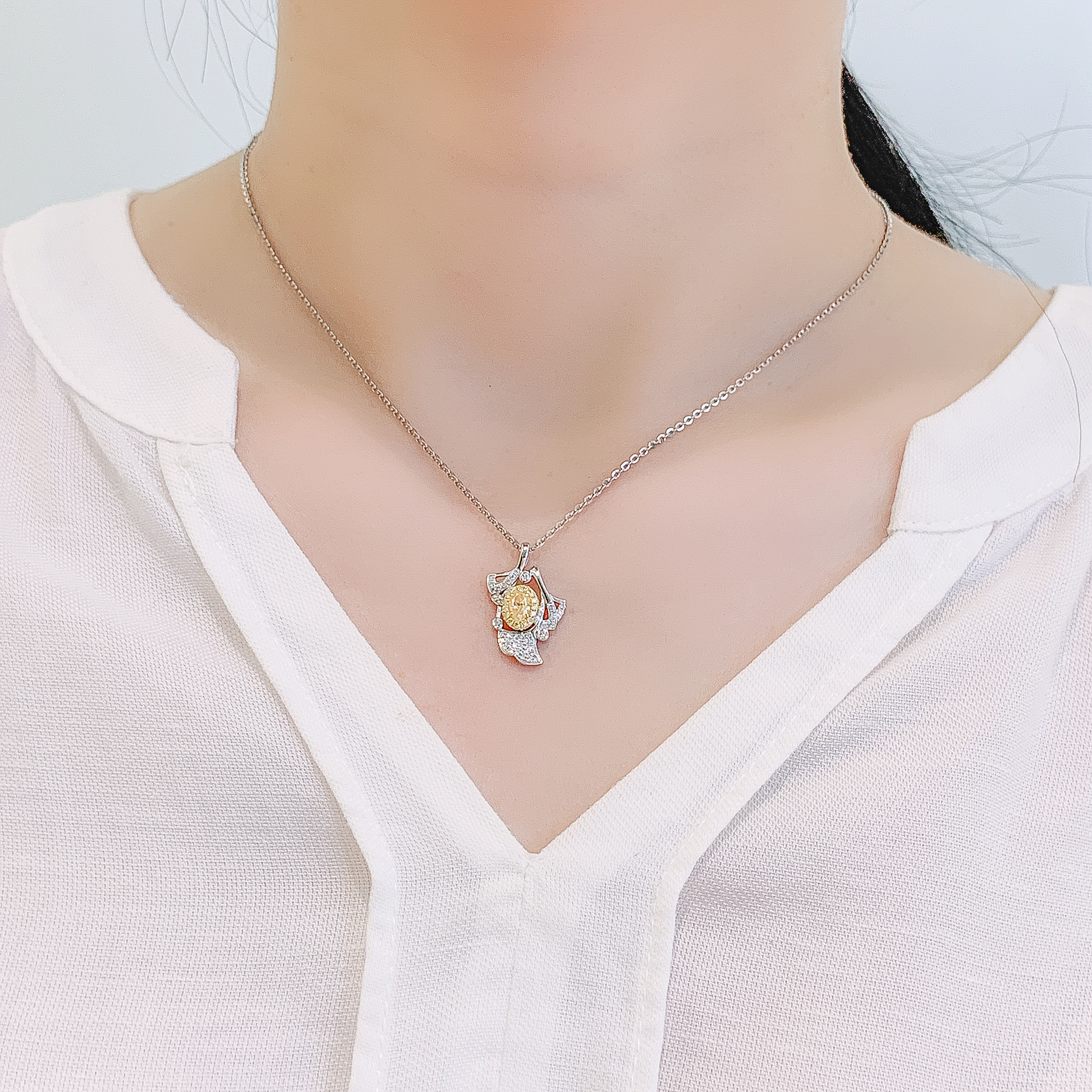 1.00ct yellow oval diamond necklace商品描述待填