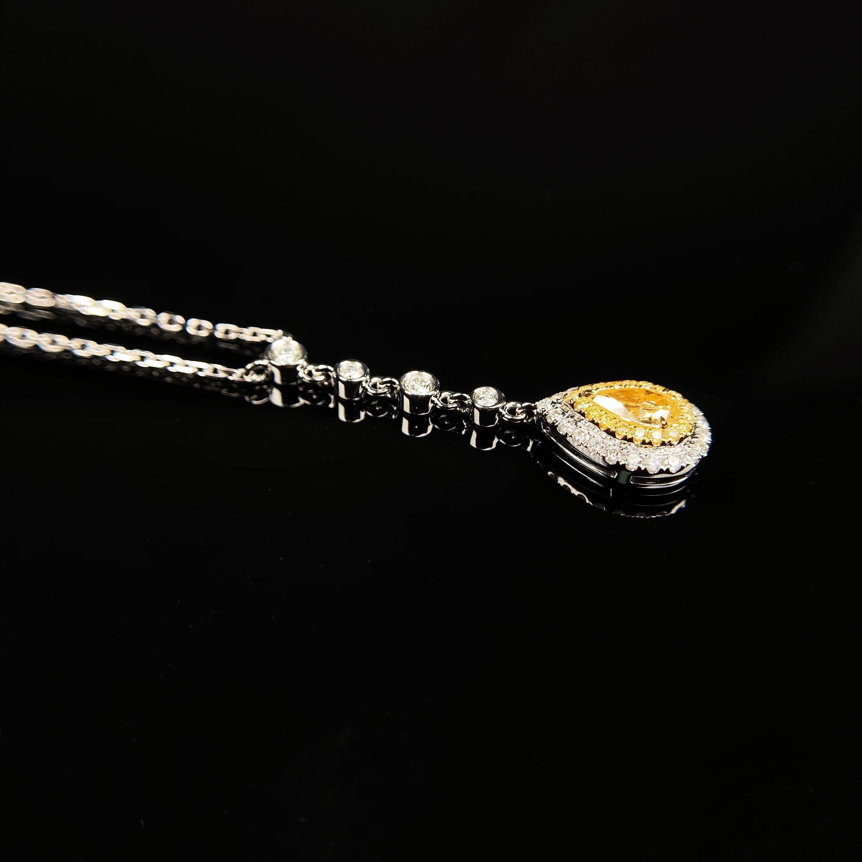 0.3ct pear diamond necklace