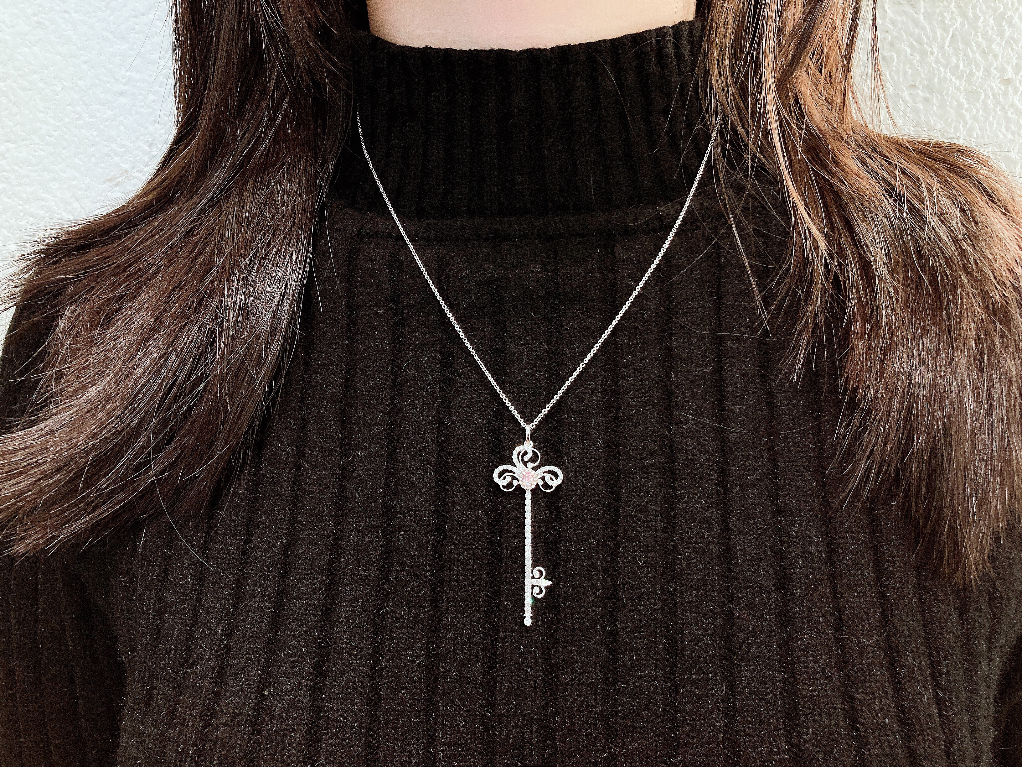 0.15ct cushion diamond pendant