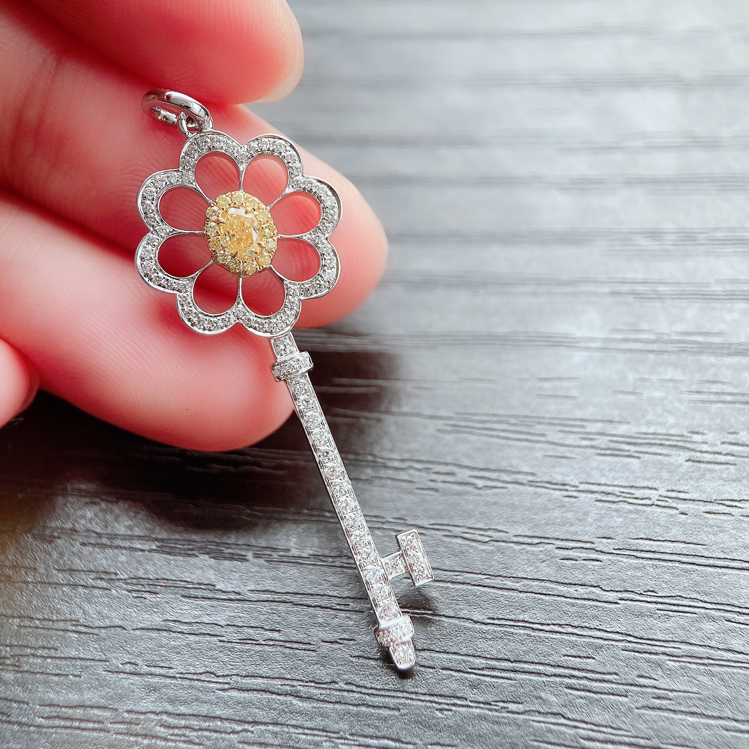 0.15ct oval diamond pendant