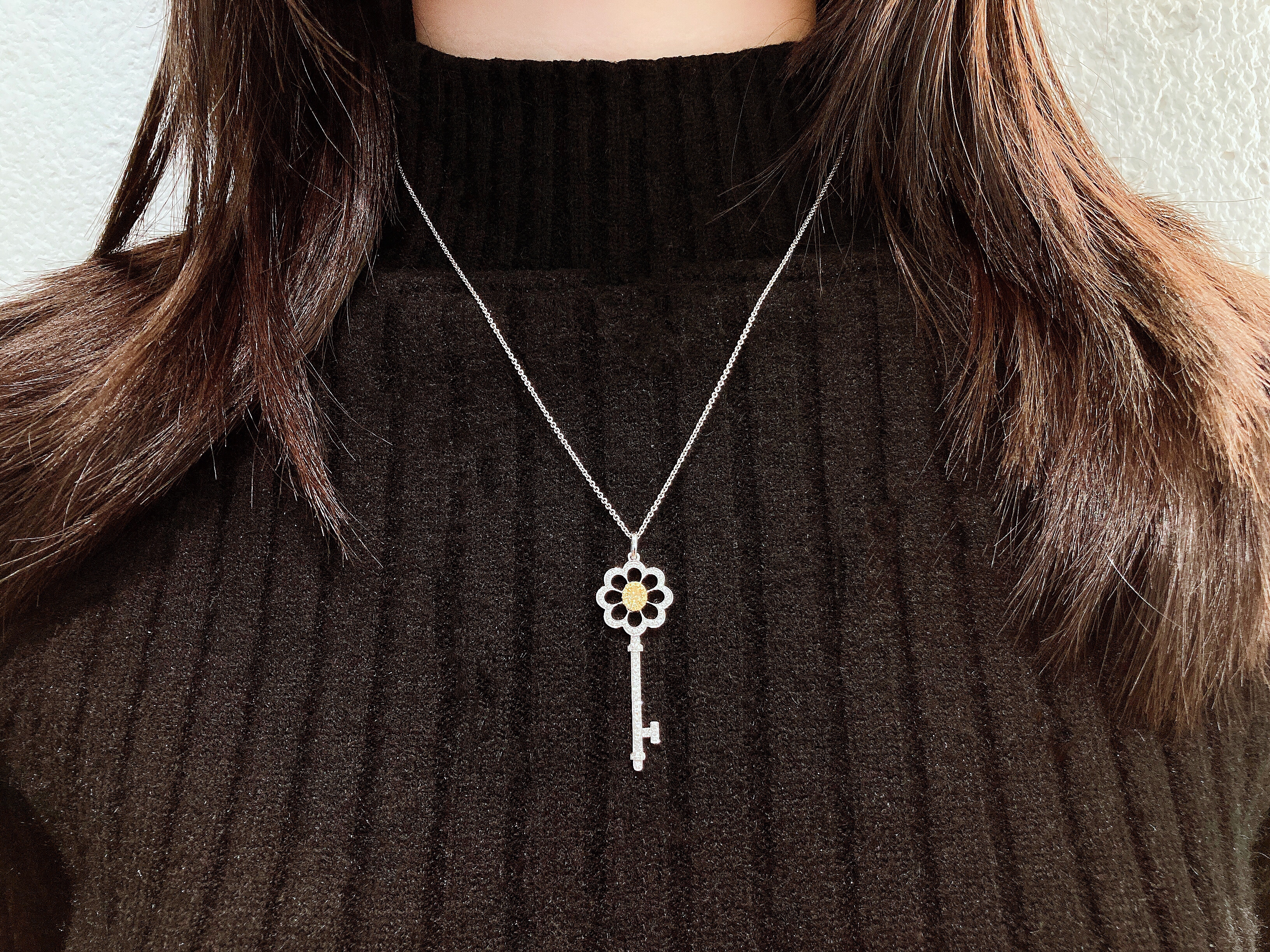 0.15ct oval diamond pendant