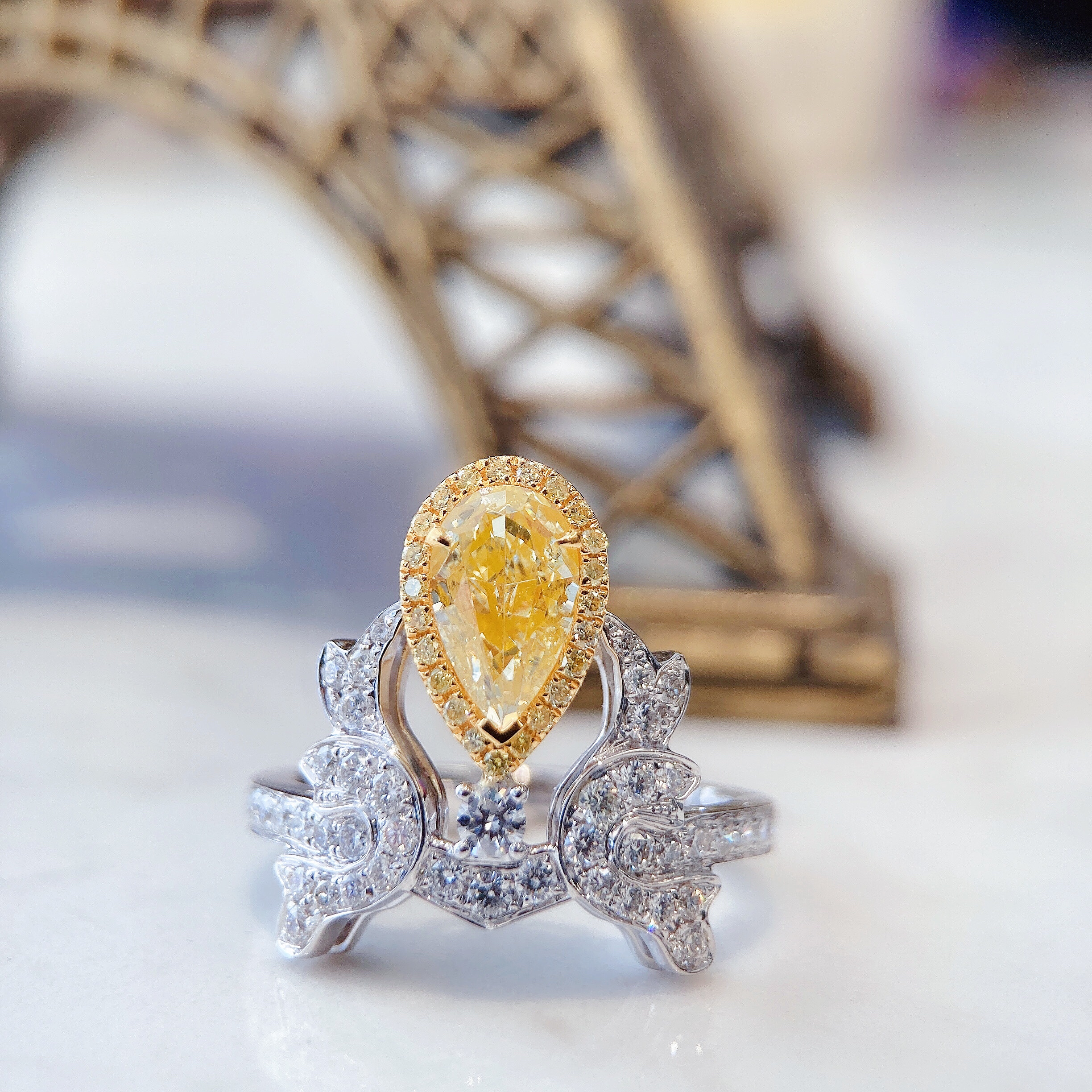 1ct pear yellow diamond ring