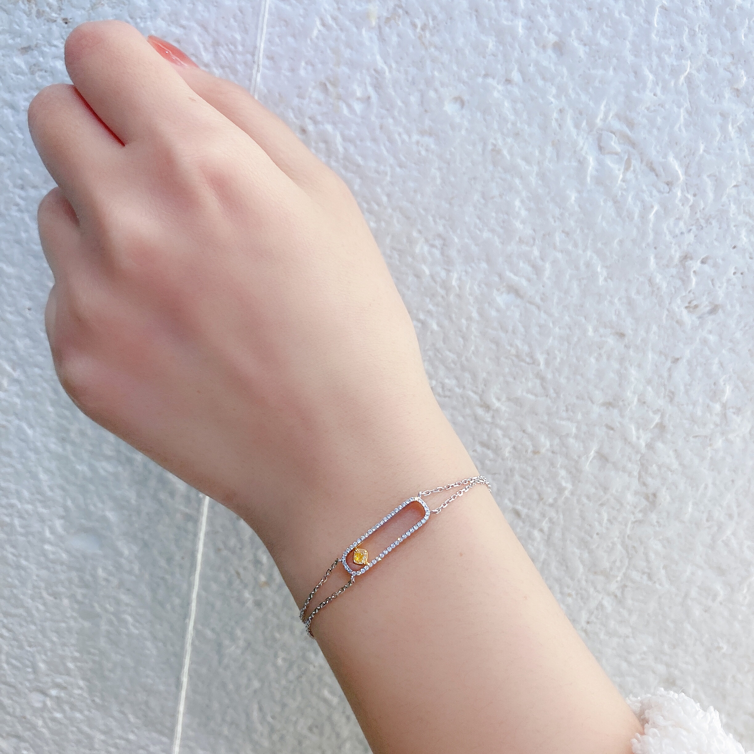 0.12ct cushion diamond bracelet