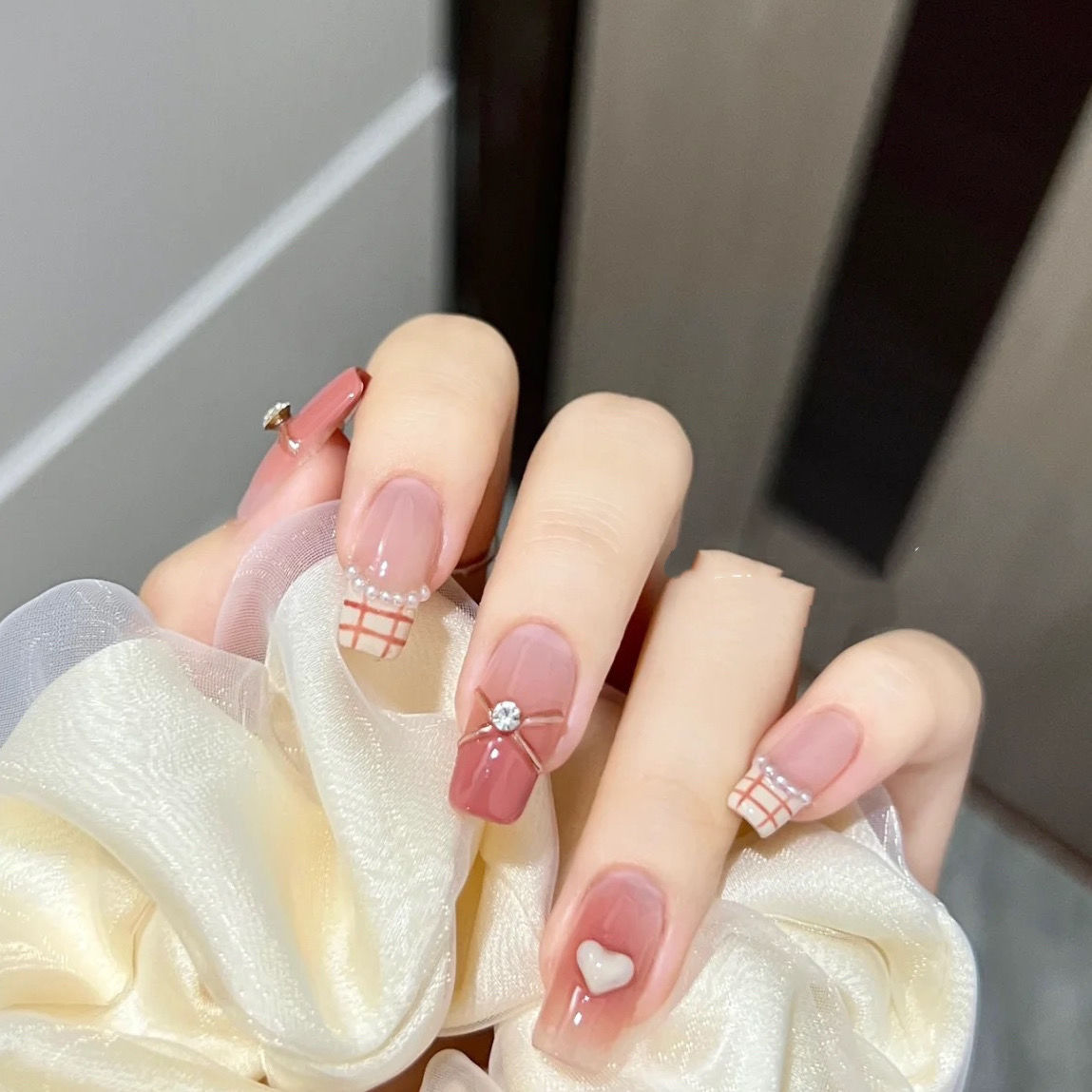 Hand-made phototherapy wear nail art Rich gold gold wear nail art wholesale finished products re-use nail art patch
