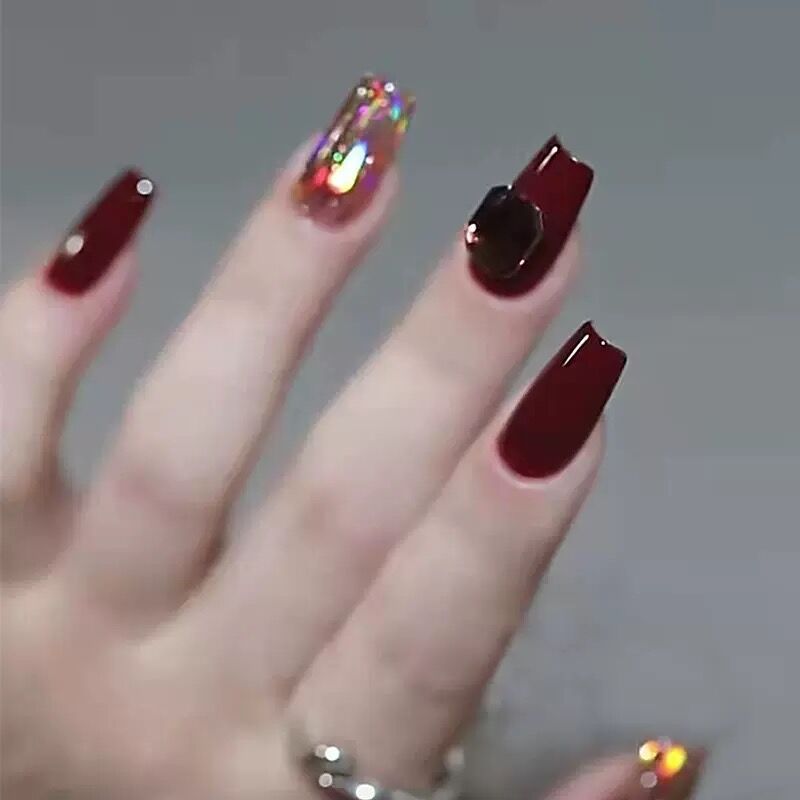 Pure handmade light therapy wear nail wine red magic wear nail wholesale finished products reuse nail nail patch