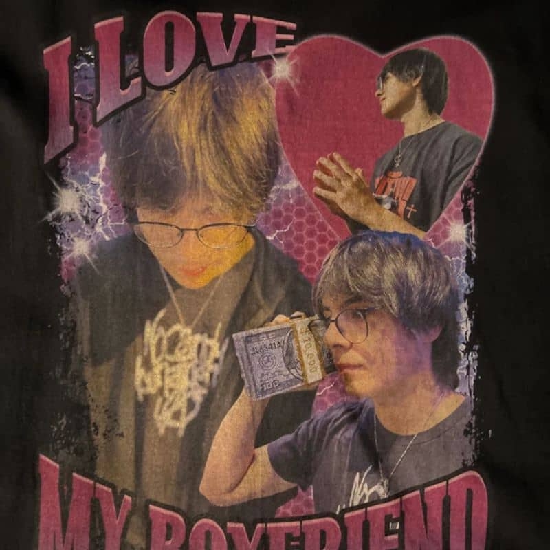 NOSTALGIC ROMANCE TEE