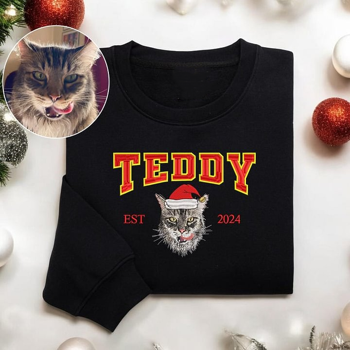 Personalized Dog Face Christmas Embroidered Sweatshirt