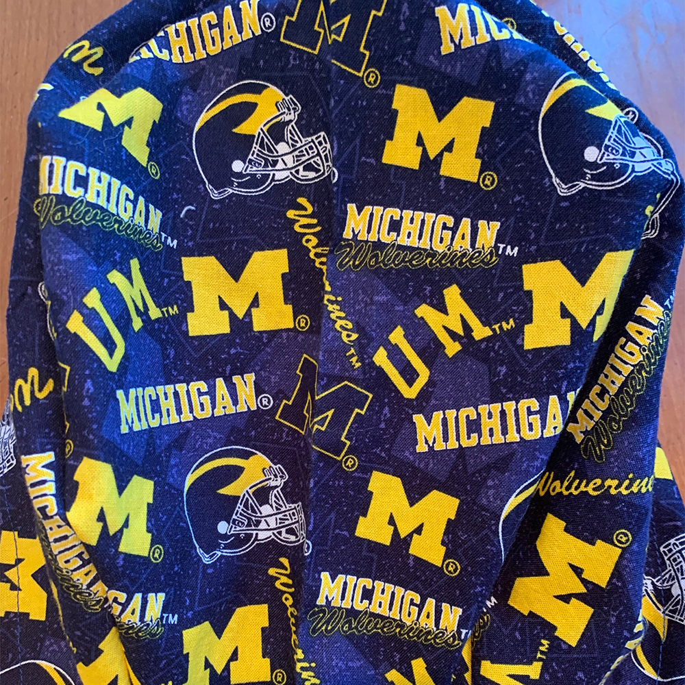 University of Michigan U of M wolverines maize blue skull scrub hat surgery surgical cap OR washable cotton men’s