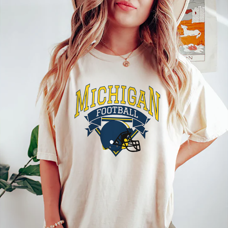 Retro Michigan Football Shirt, Vintage Michigan Football Tee, Ann Arbor Michigan T-Shirt, College Football Shirt