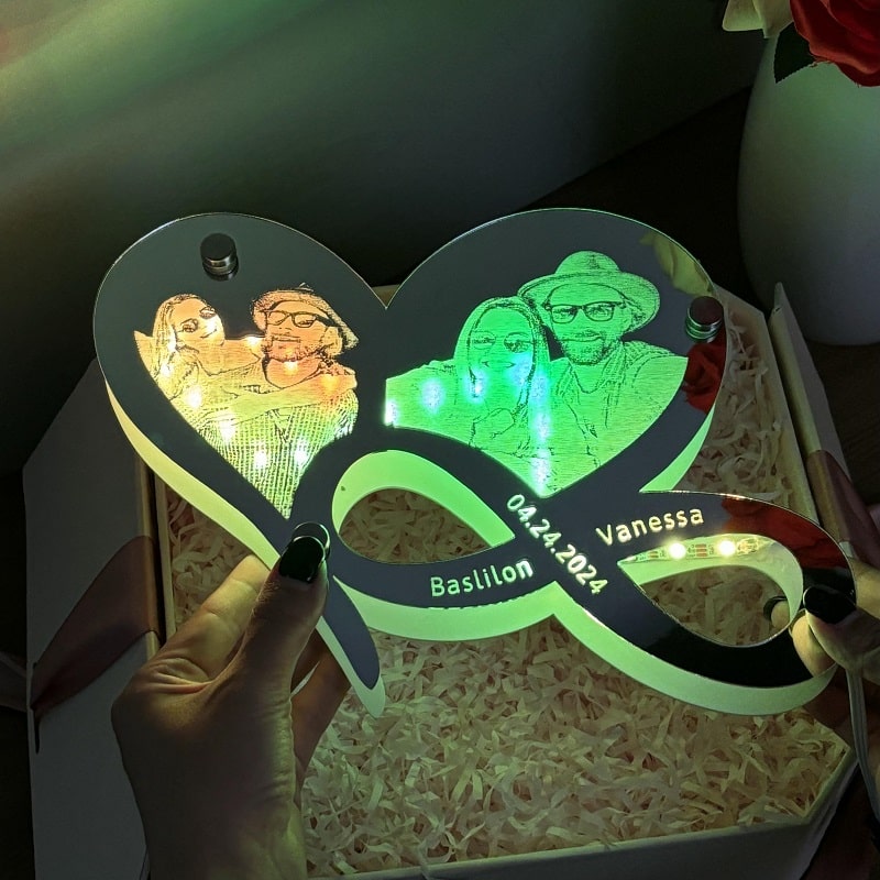 Personalized Mirror Light For Heart-Shaped Couple Photos