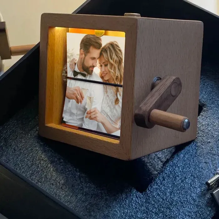 Hand Crank Flipbook Box Album Personalized and Unique Gift for Dad for Couples For Mom