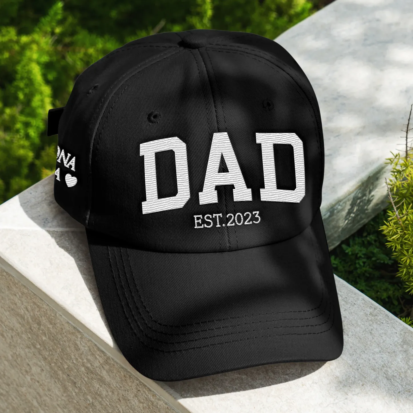 Dad Papa Grandpa With Kids' Names - Personalized Embroidered Cap