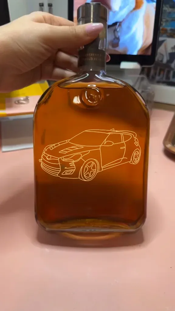 Custom Car Photo Outline Design Whiskey Bottle