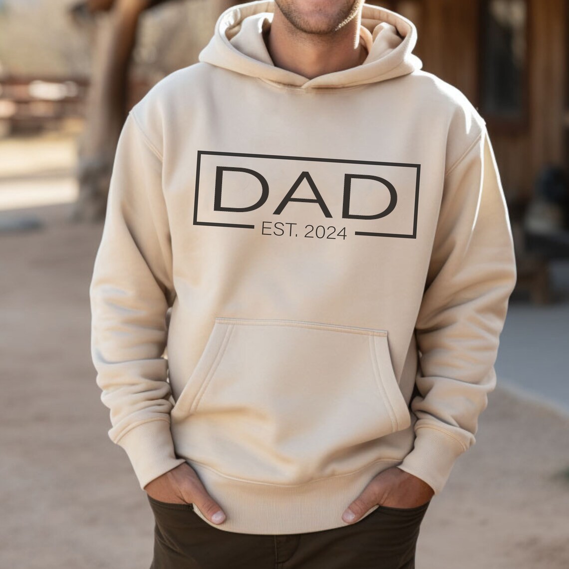 Personalised DAD EST Sweatshirt with Kids' Names on Sleeve Father's Day Gift