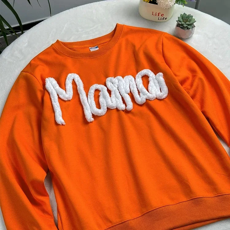 Cozy Chenille Sweatshirt – The Perfect Christmas Gift for Mom & Grandma 