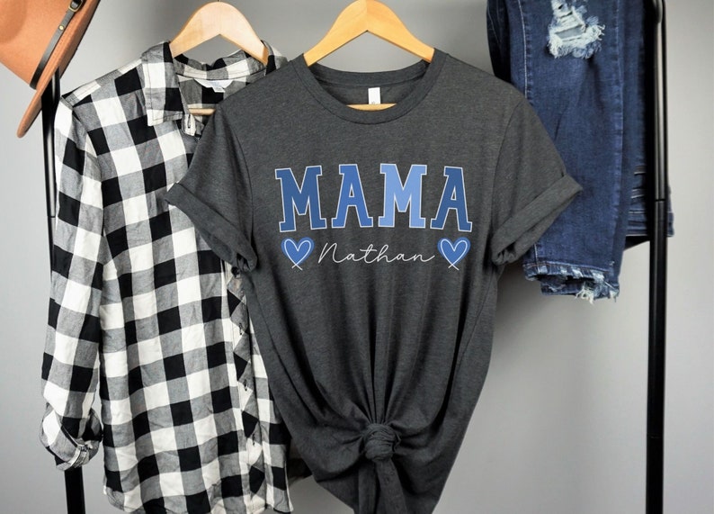 Custom Mama Shirt,Mom Shirt With Names,Personalized Mama T-shirt,Custom Mama Shirt,Mom Gift,Mama With Children Names Tee,Mother's Day Gift